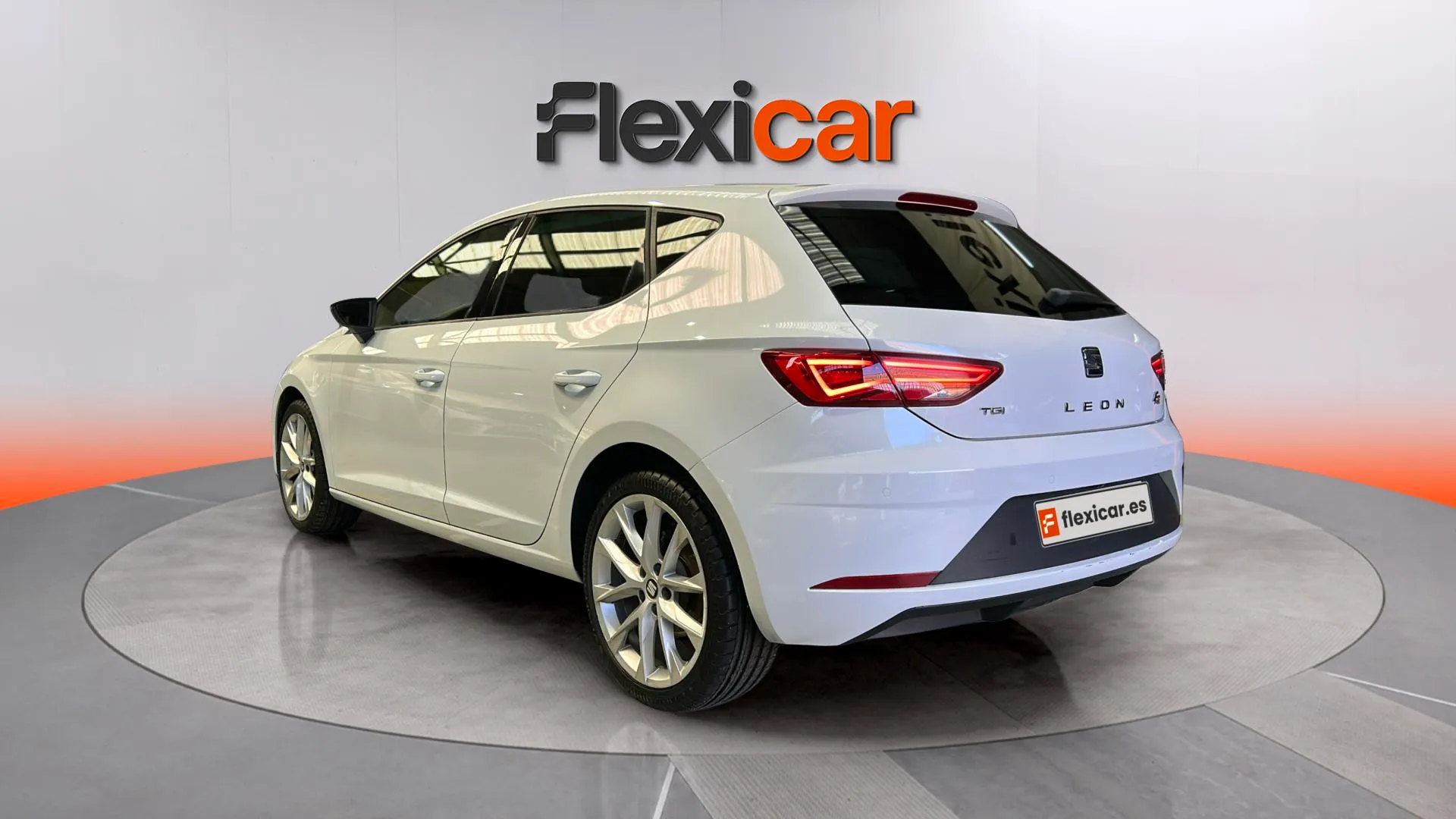 SEAT León 1.5 TGI DSG-7 FR - foto 4