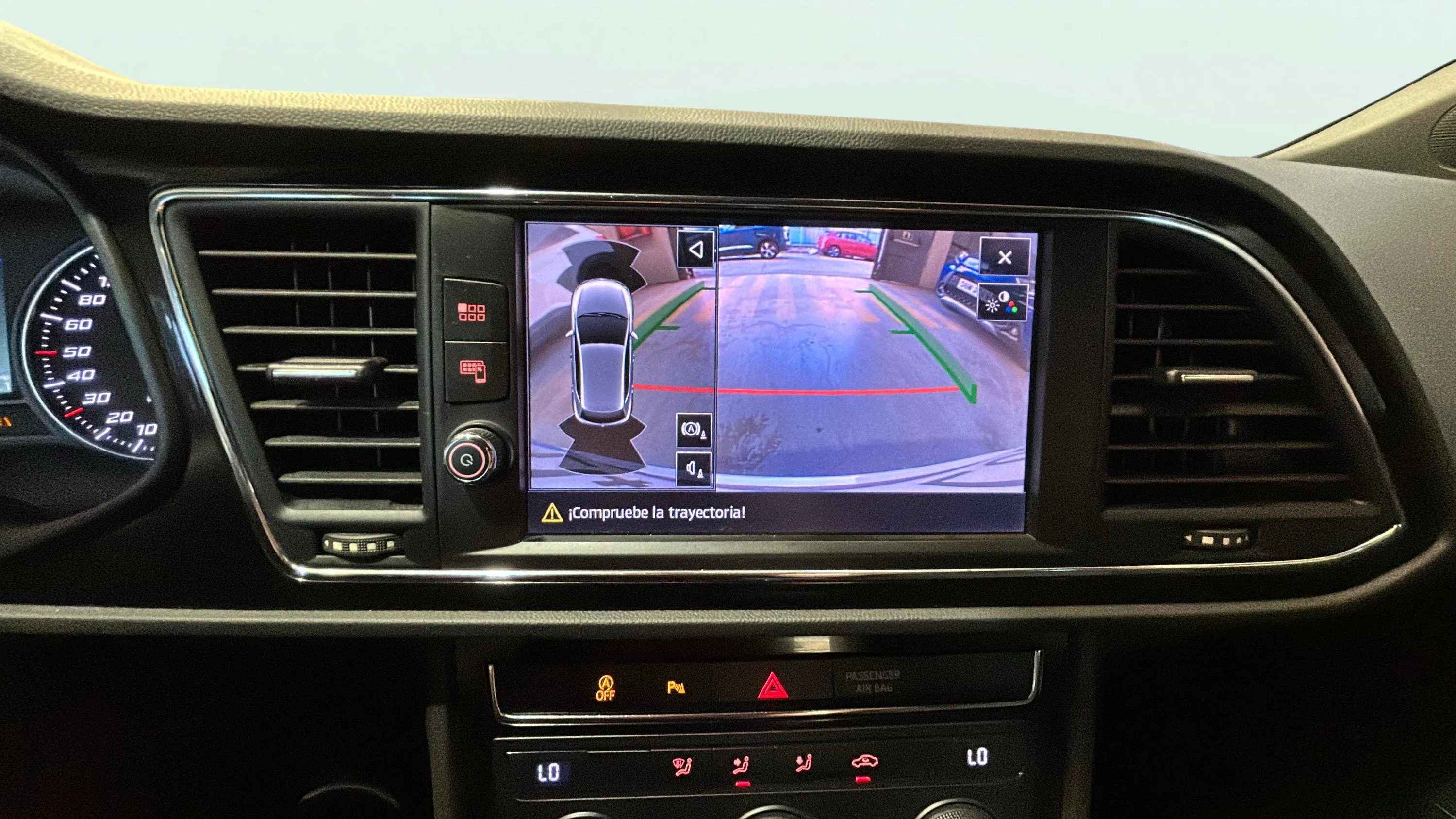 SEAT León 1.5 TGI DSG-7 FR - foto 27