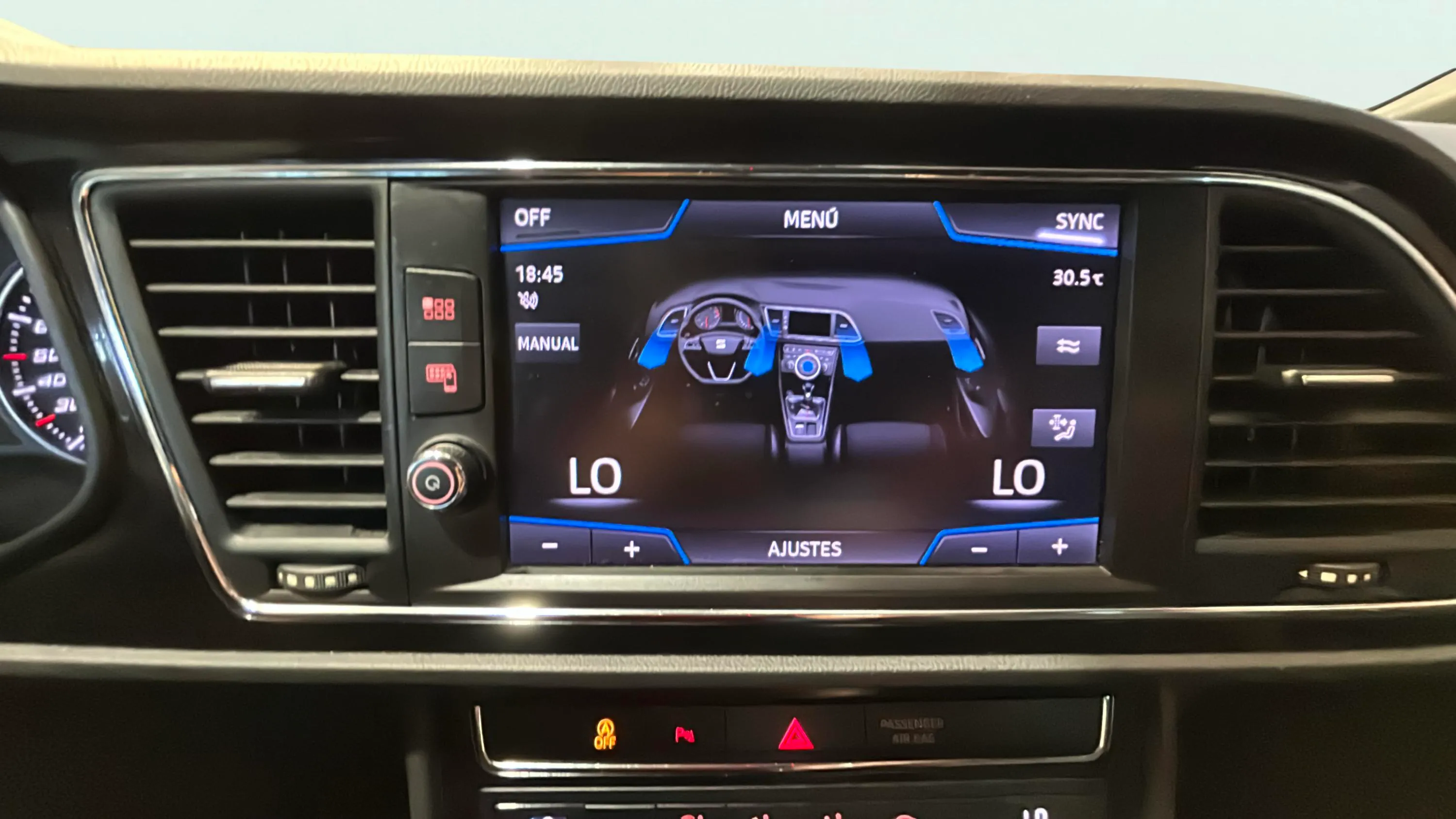 SEAT León 1.5 TGI DSG-7 FR - foto 25