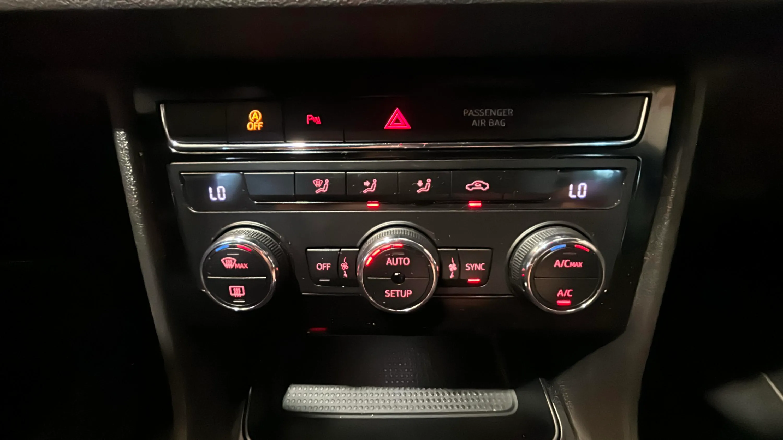SEAT León 1.5 TGI DSG-7 FR - foto 21