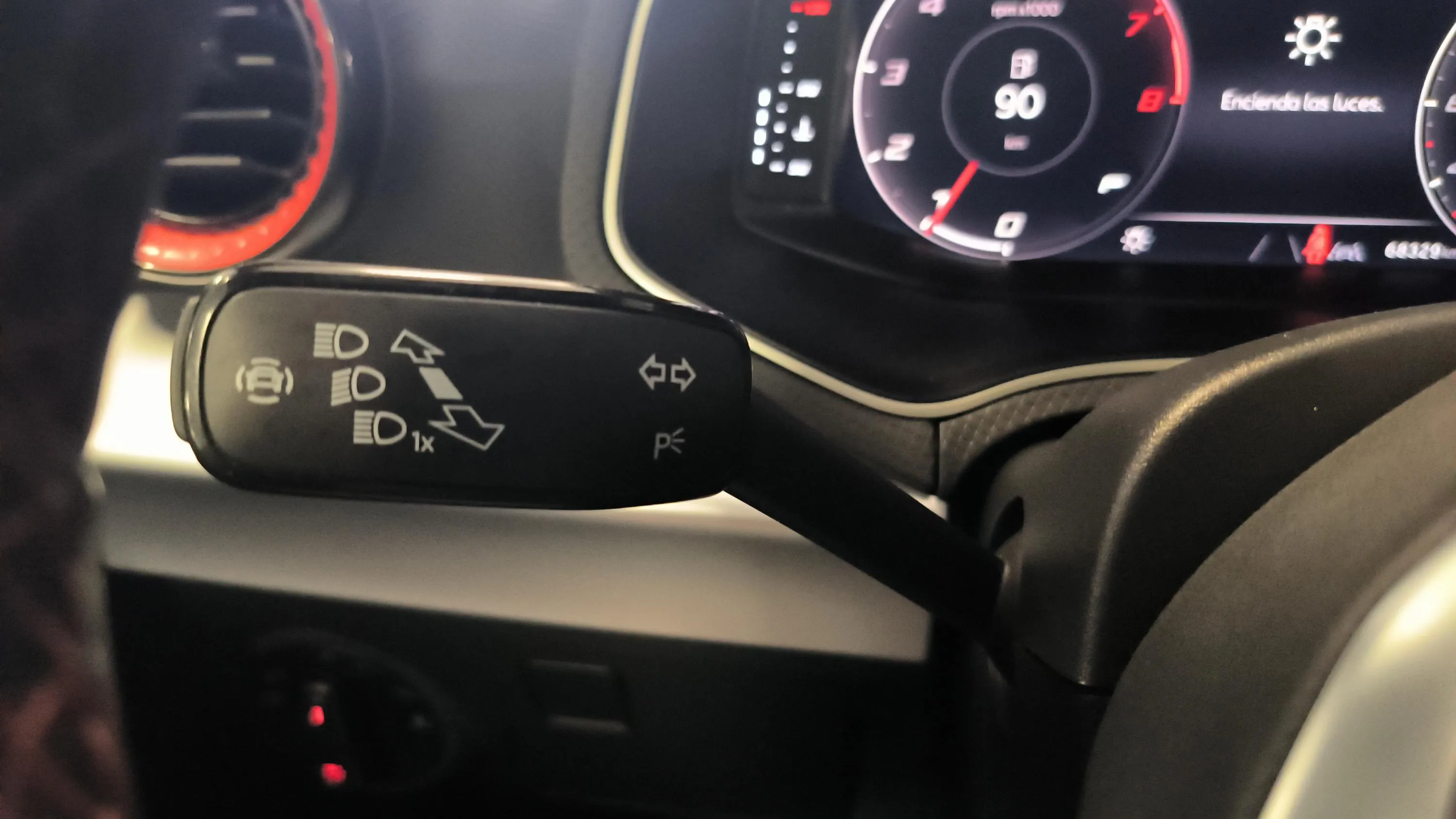 SEAT Arona 1.0 TSI DSG FR XL - foto 16