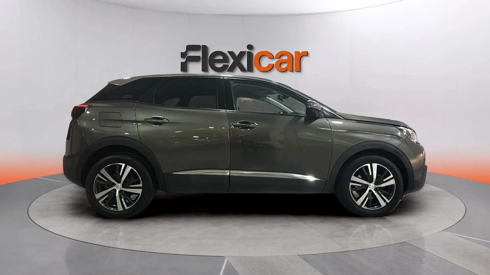 Peugeot 3008 1.5 BlueHDi Allure EAT8 - foto 8