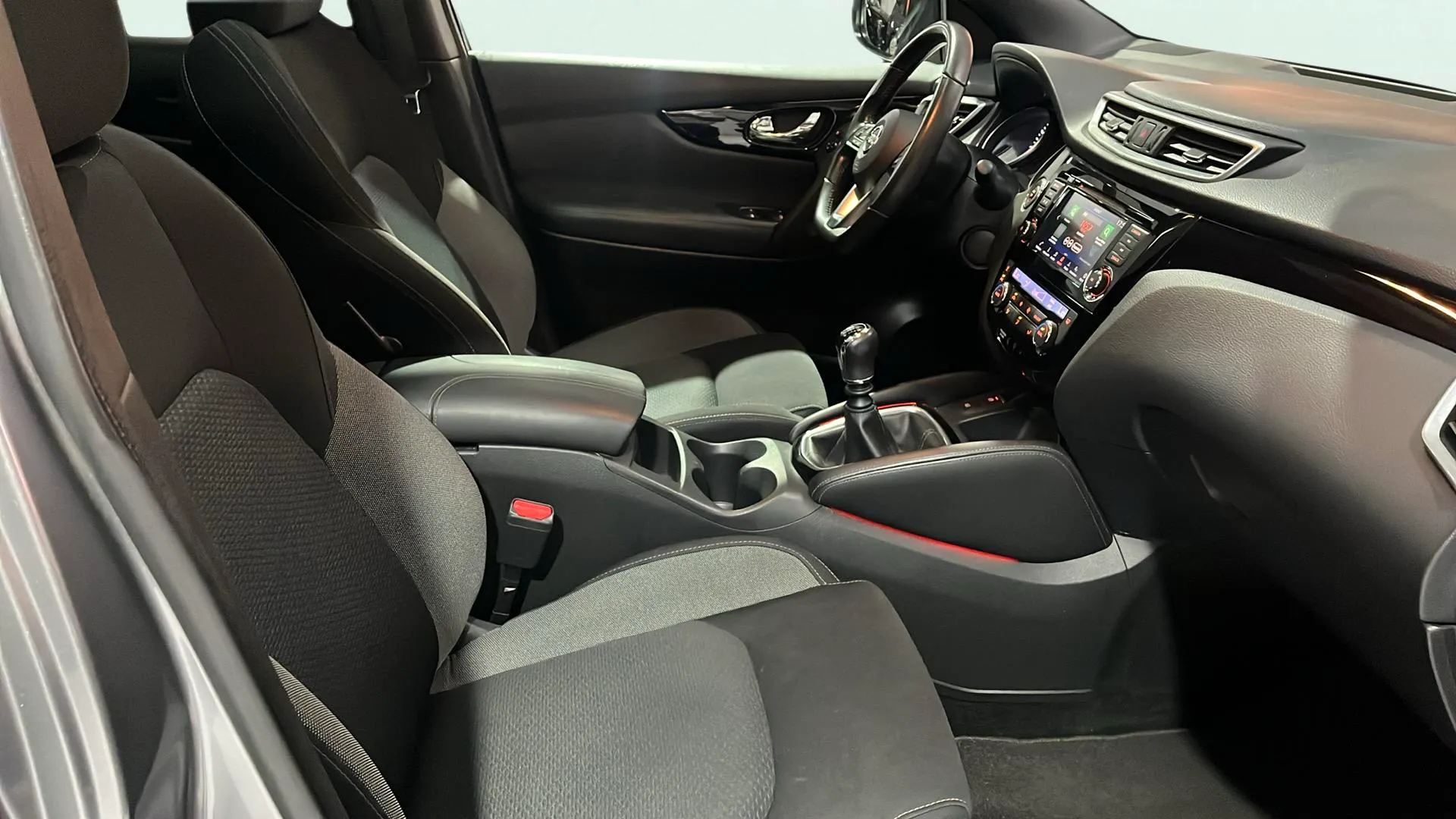 Nissan Qashqai DIG-T E6D Acenta - foto 13