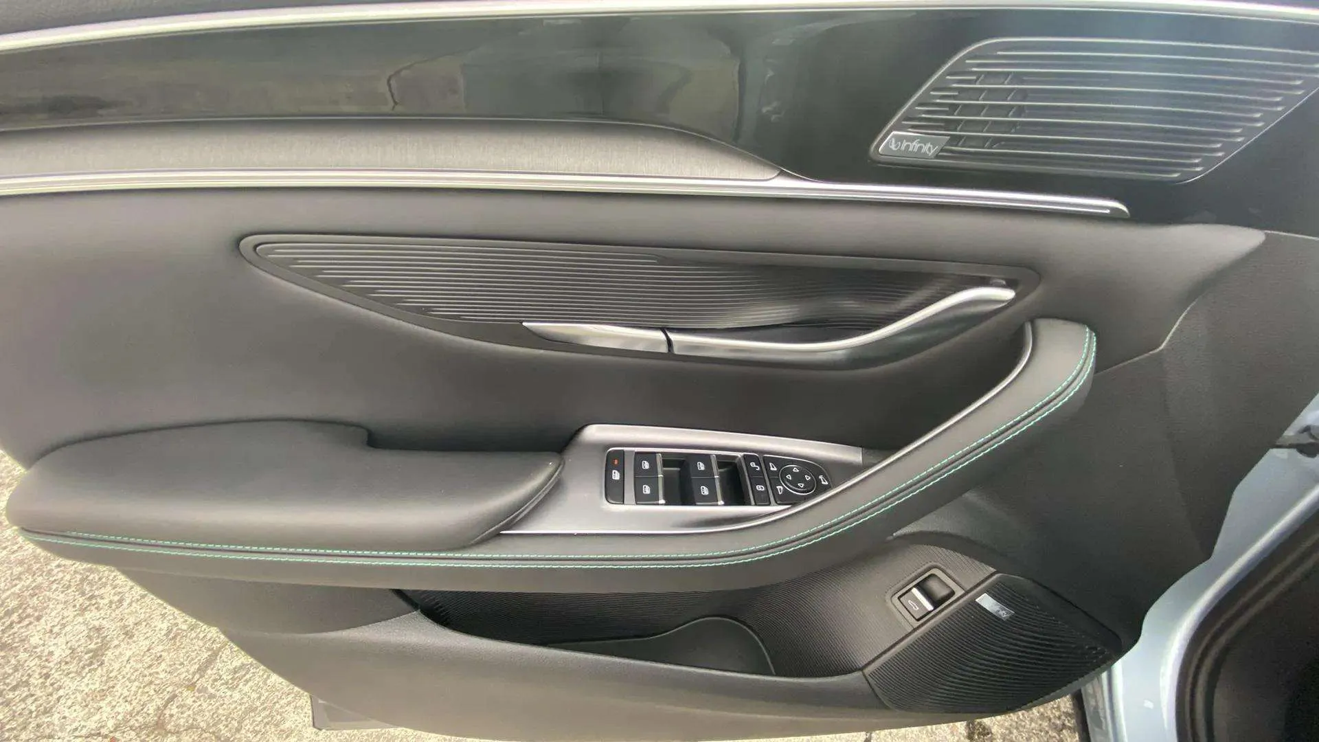 BYD Seal U Boost - foto 21