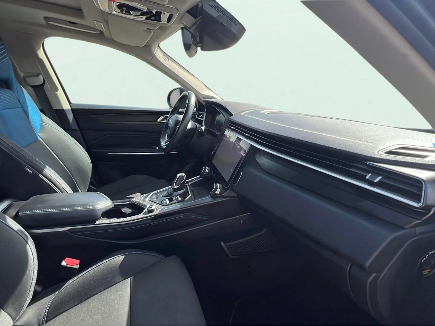 Lynk & Co 01 1.5 PHEV - foto 27