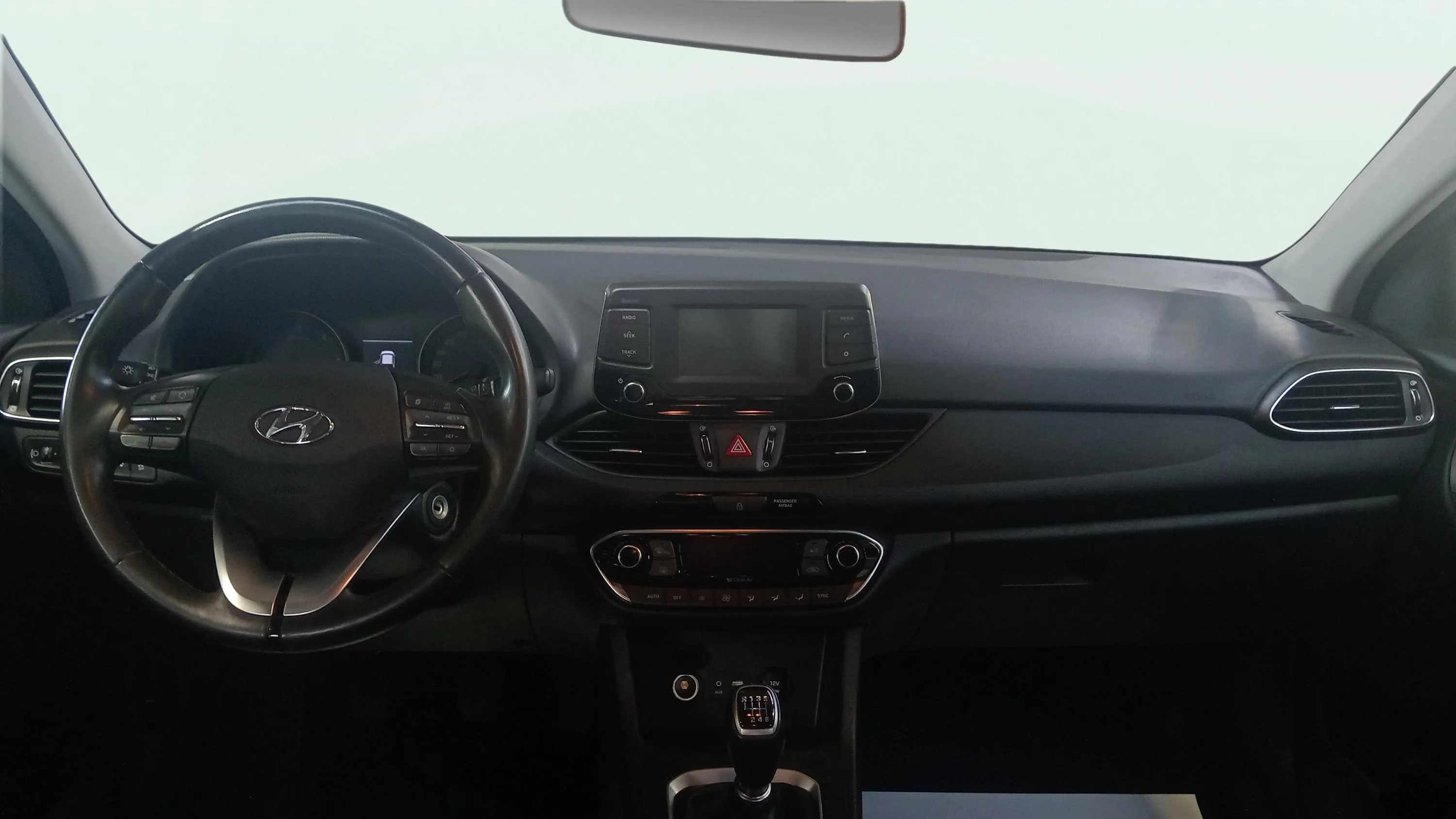Hyundai i30 1.6 CRDi Klass - foto 9