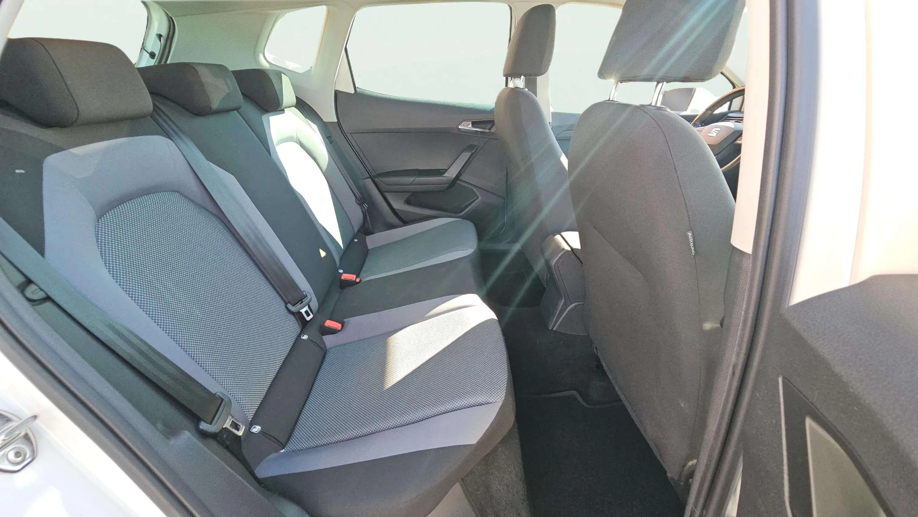 SEAT Arona 1.0 TSI Xcellence Ecomotive - foto 14