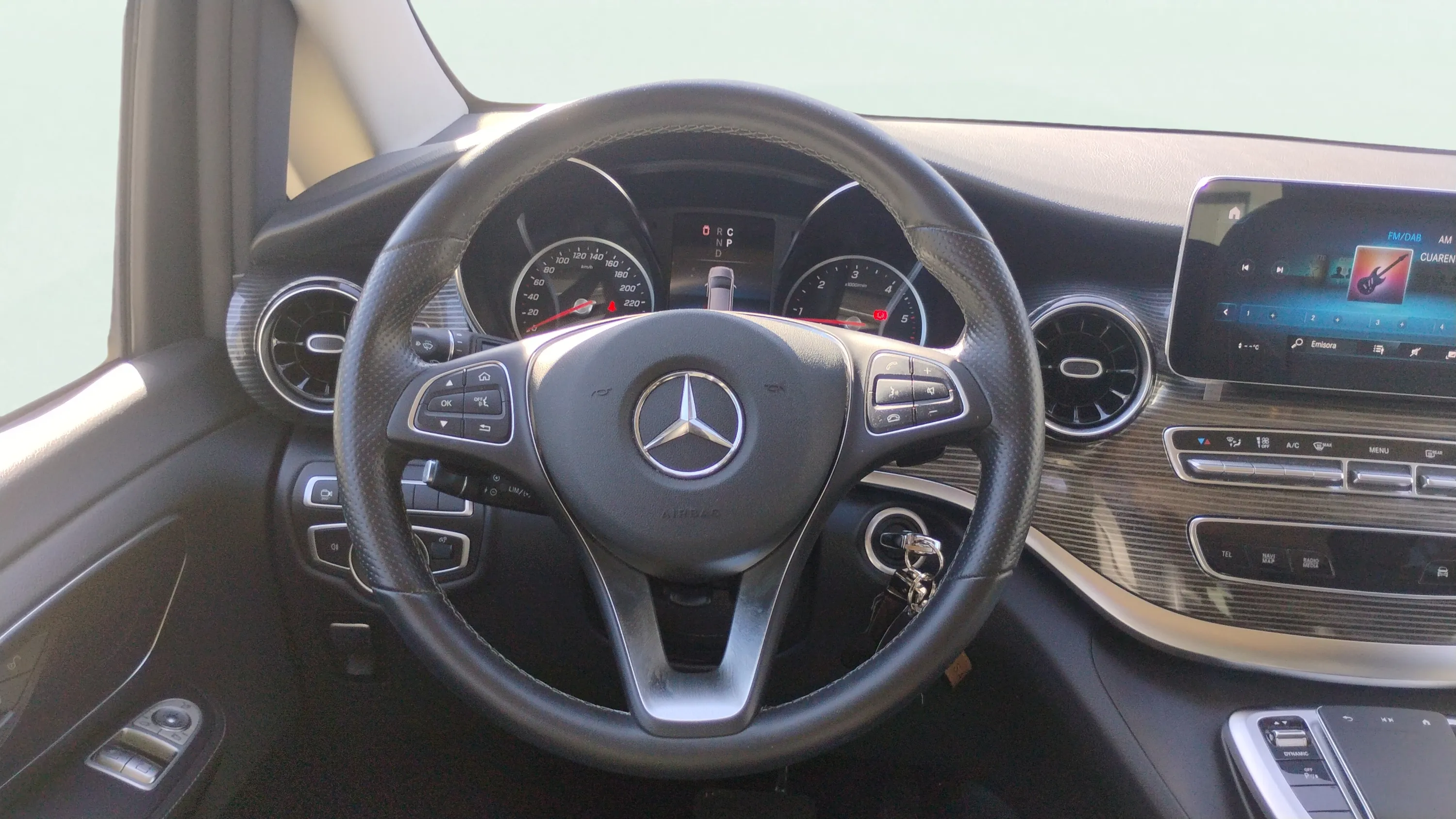 Mercedes-Benz Clase V 220 d Avantgarde Largo - foto 12