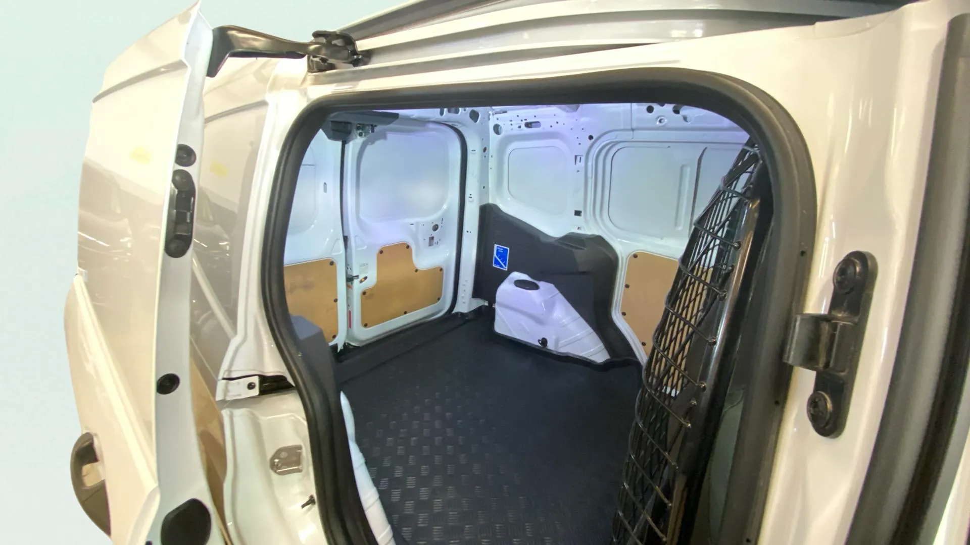 Ford Transit Connect FGN 1.0 Tendencia EcoBoost - foto 12