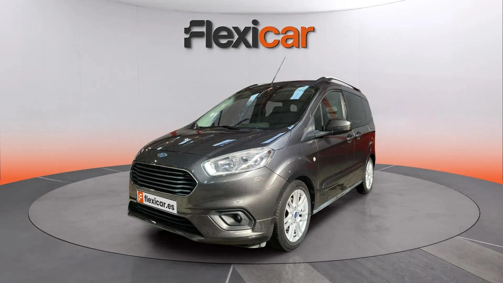 Ford Tourneo Courier 1.5 TDCi Titanium - foto 3