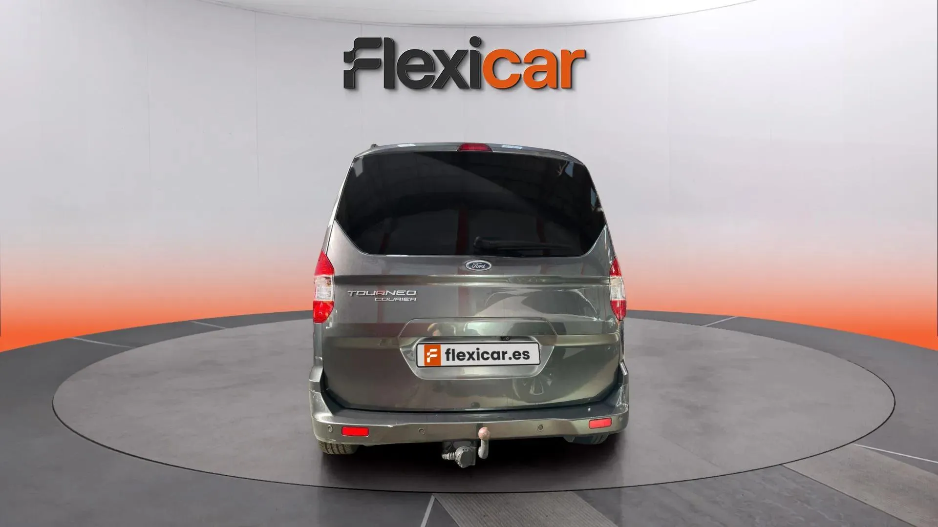 Ford Tourneo Courier 1.5 TDCi Titanium - foto 6