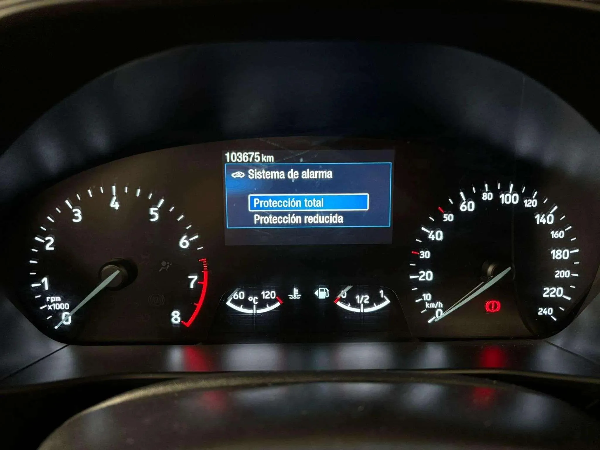 Ford Focus 1.0 EcoBoost ST-Line - foto 16