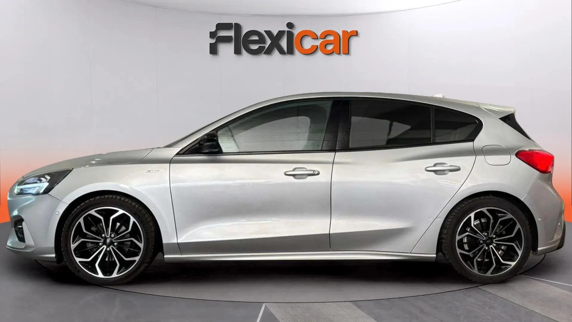Ford Focus 1.0 EcoBoost ST-Line - foto 3