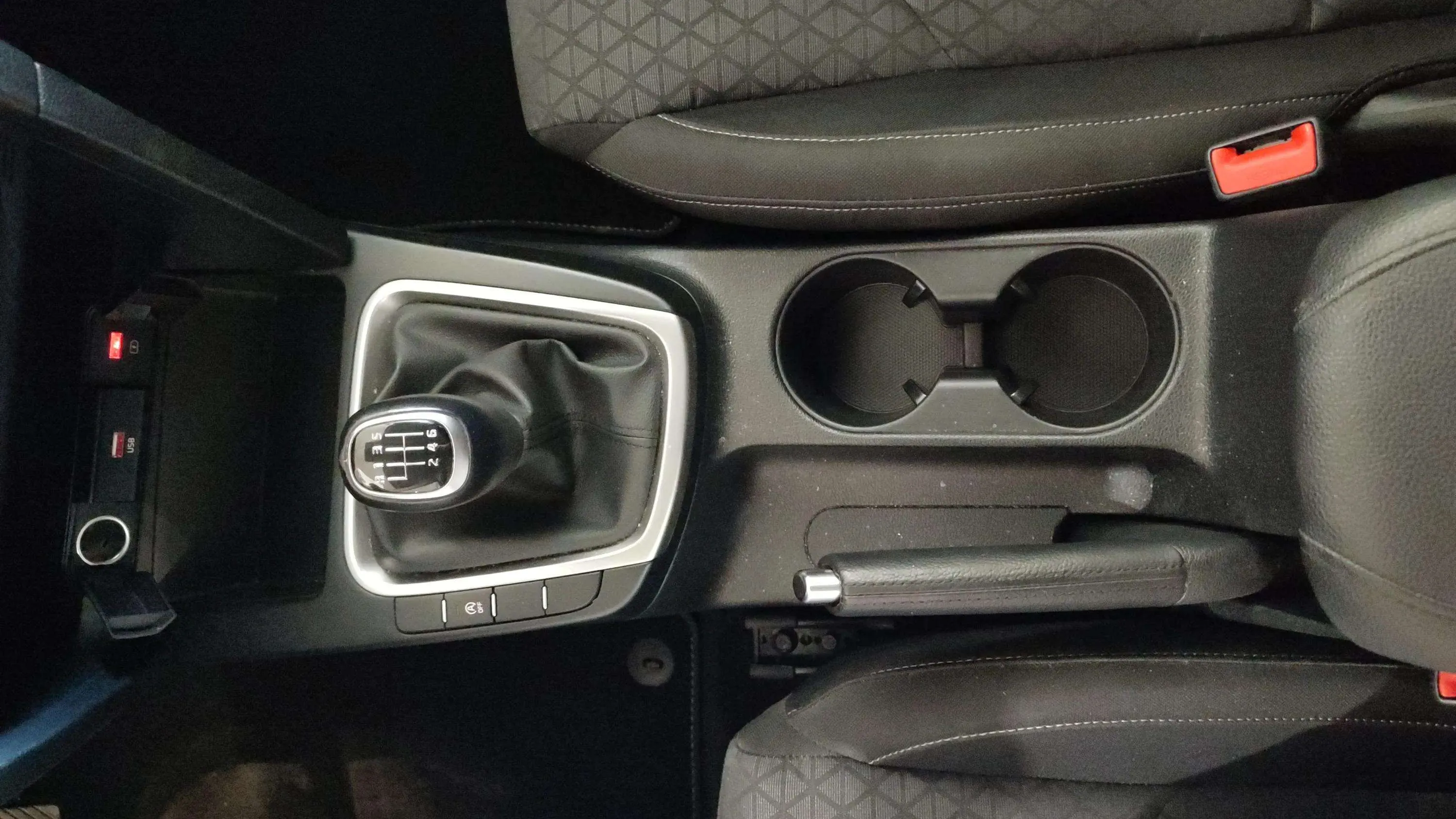 Kia Ceed 1.6 CRDi Concept - foto 18