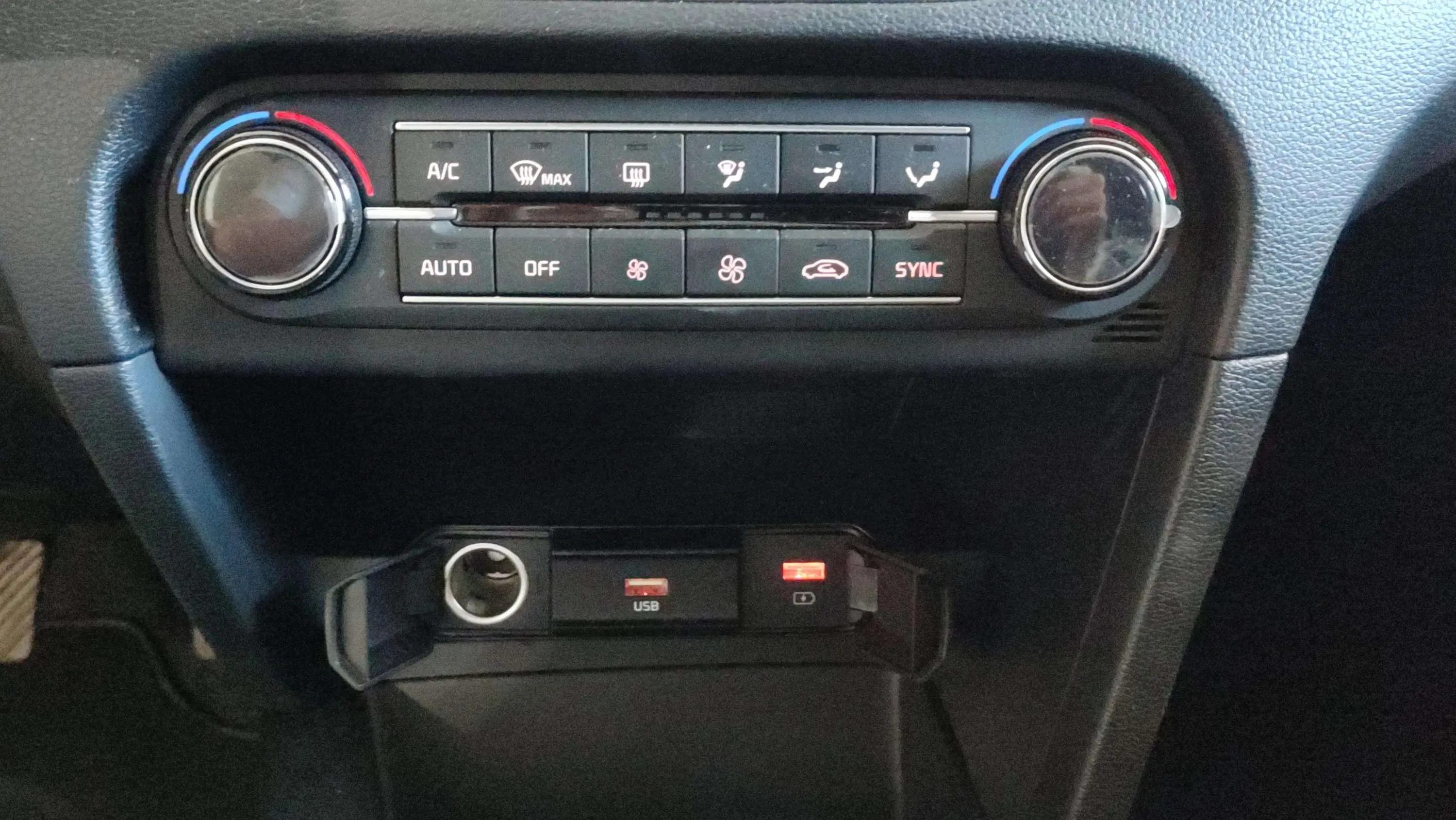 Kia Ceed 1.6 CRDi Concept - foto 15