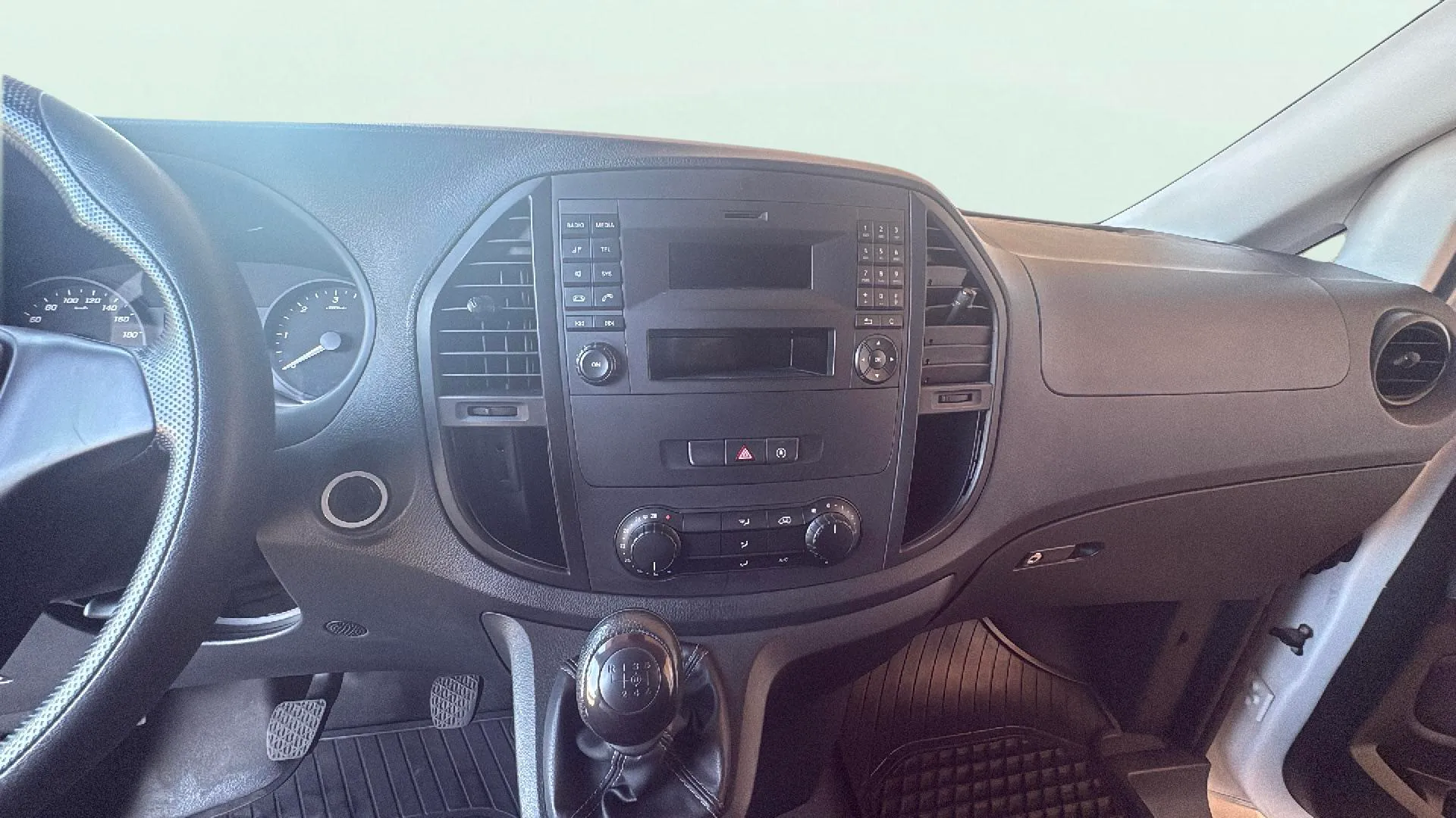 Mercedes-Benz Vito 110 CDI TD Larga - foto 14