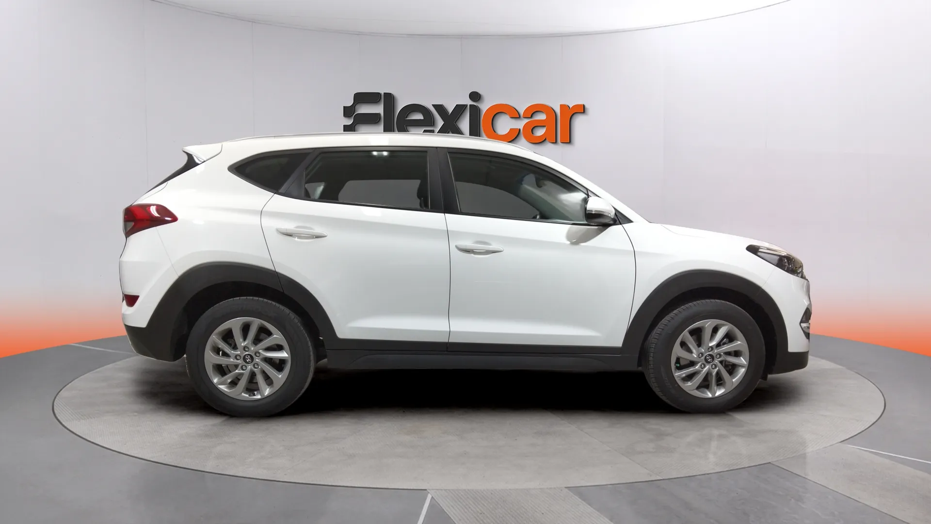 Hyundai Tucson 1.6 T-GDi Klass Sky 4x2 - foto 8