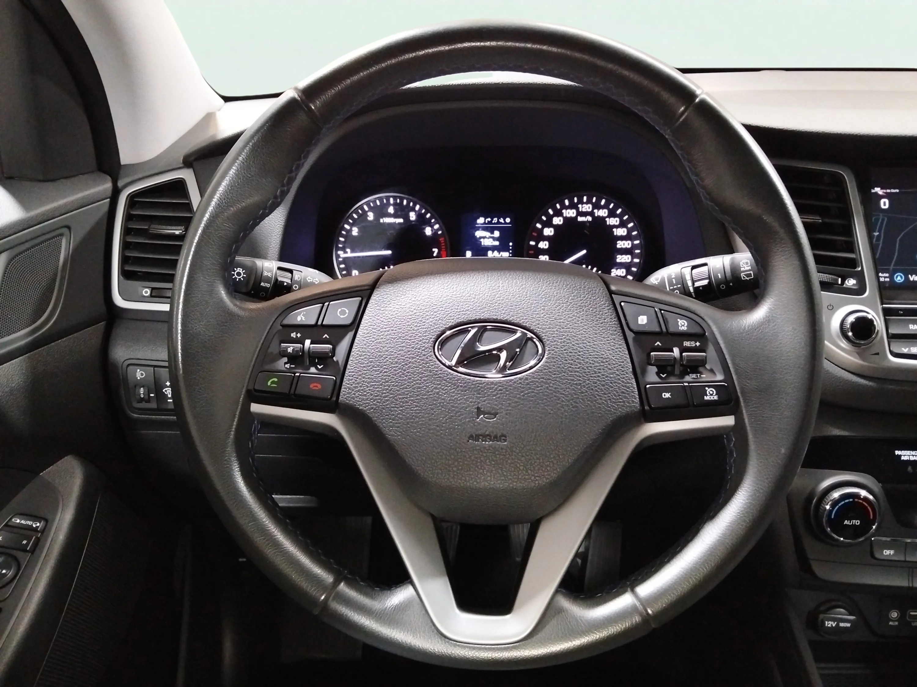 Hyundai Tucson 1.6 T-GDi Klass Sky 4x2 - foto 11