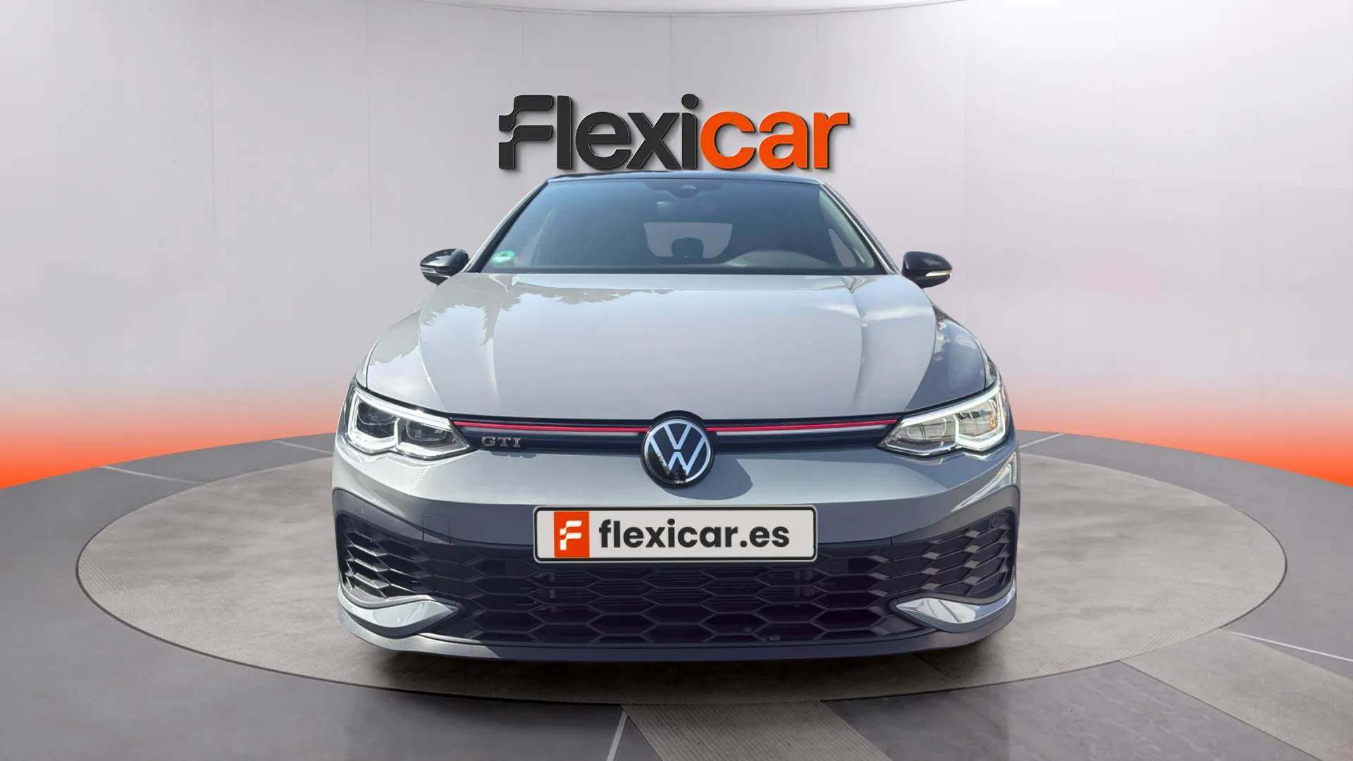 Volkswagen Golf GTI 2.0 TSI DSG - foto 8