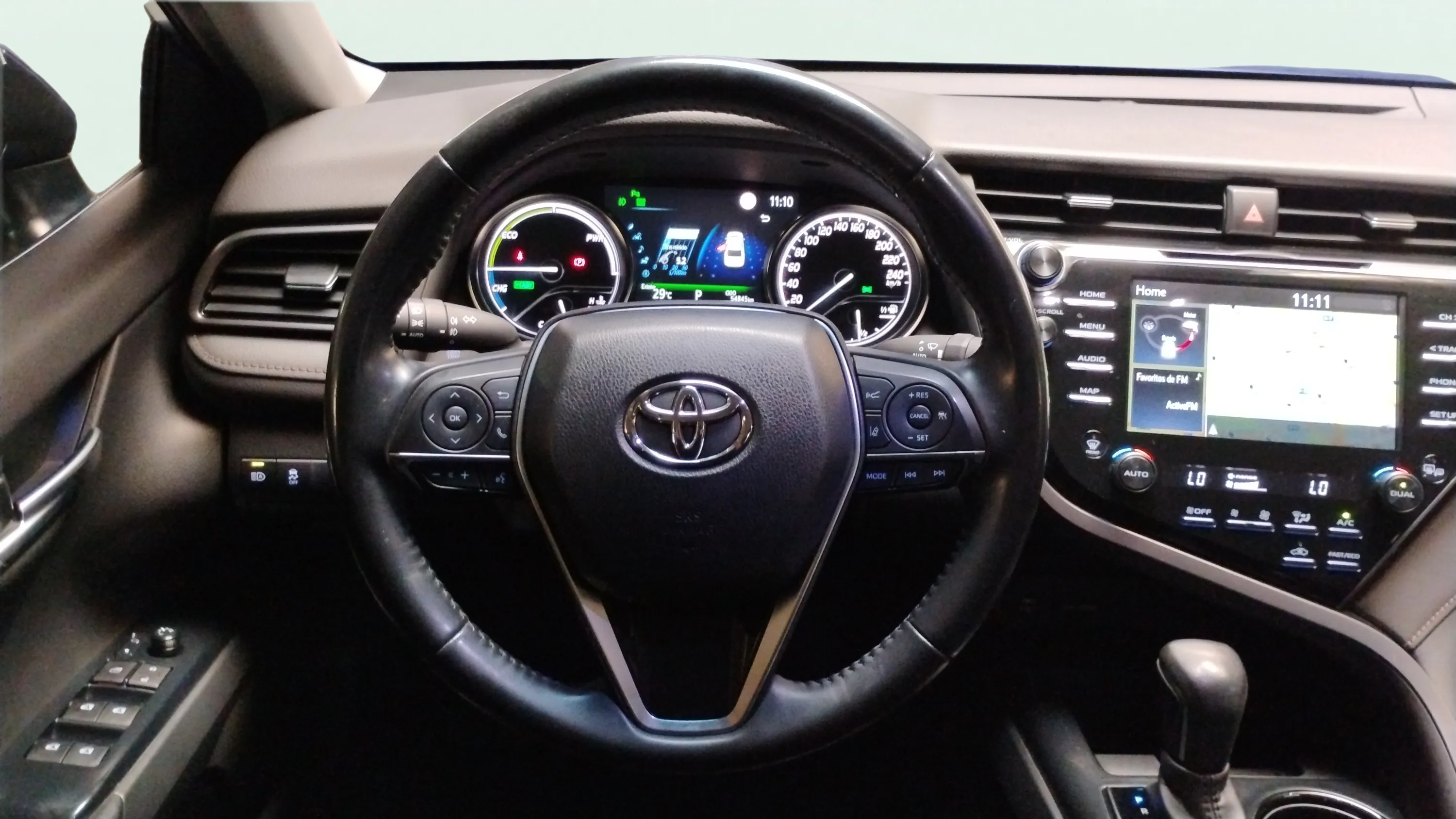 Toyota Camry 2.5 220H Advance - foto 11