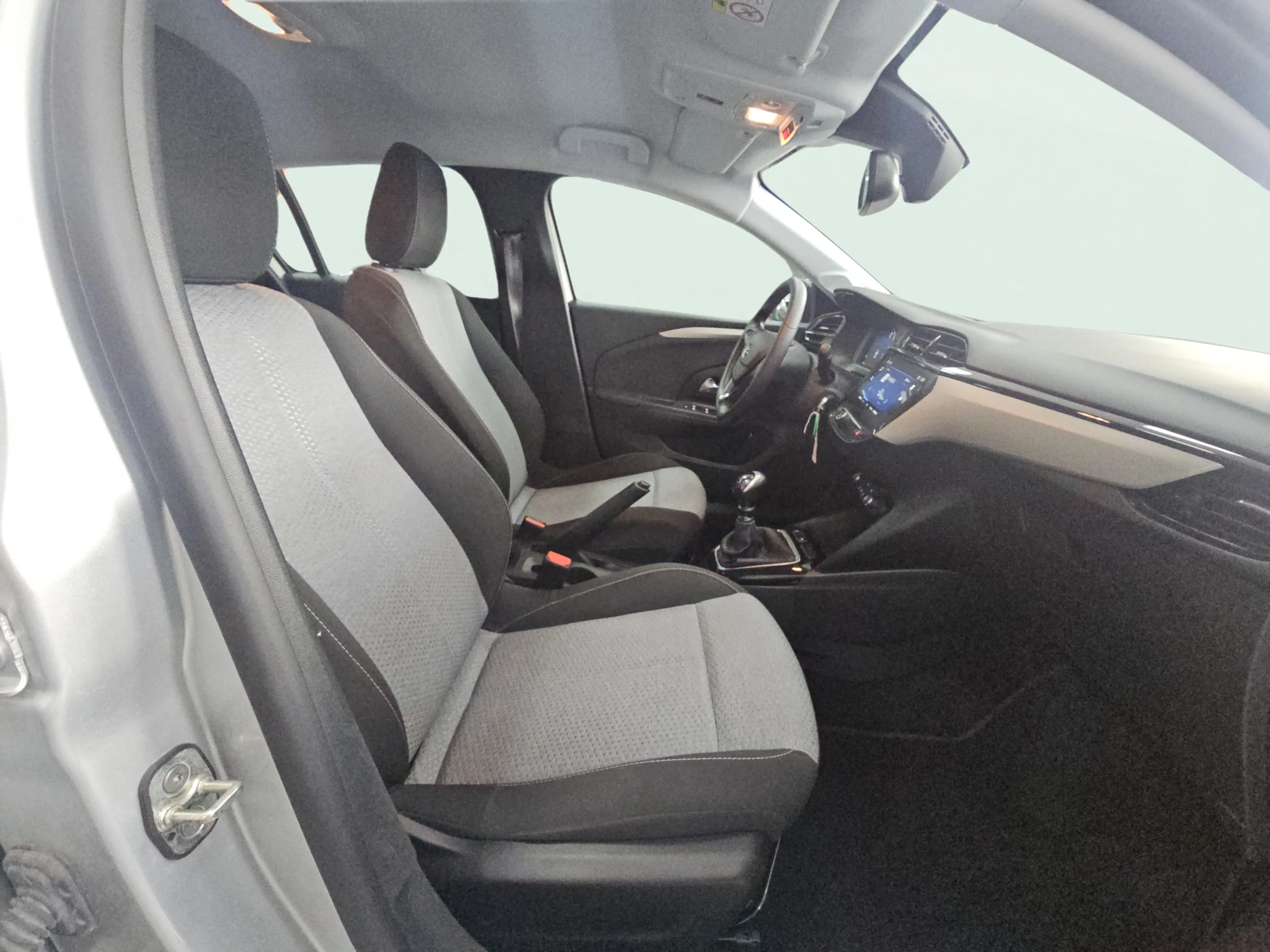 Opel Corsa 1.2T XHL Edition - foto 13