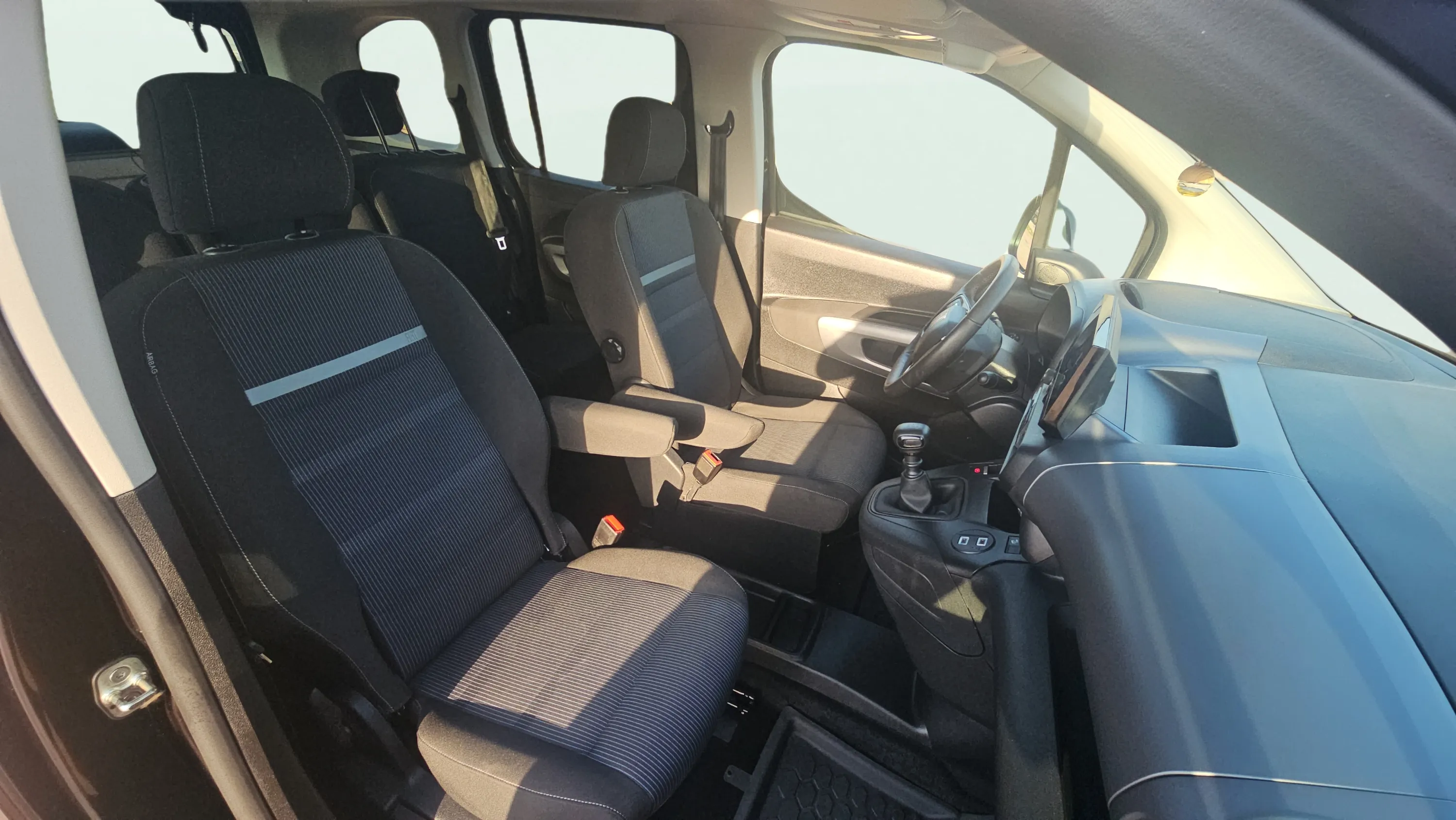 Fiat Doblò 1.5 diésel MT6 Talla L - foto 11