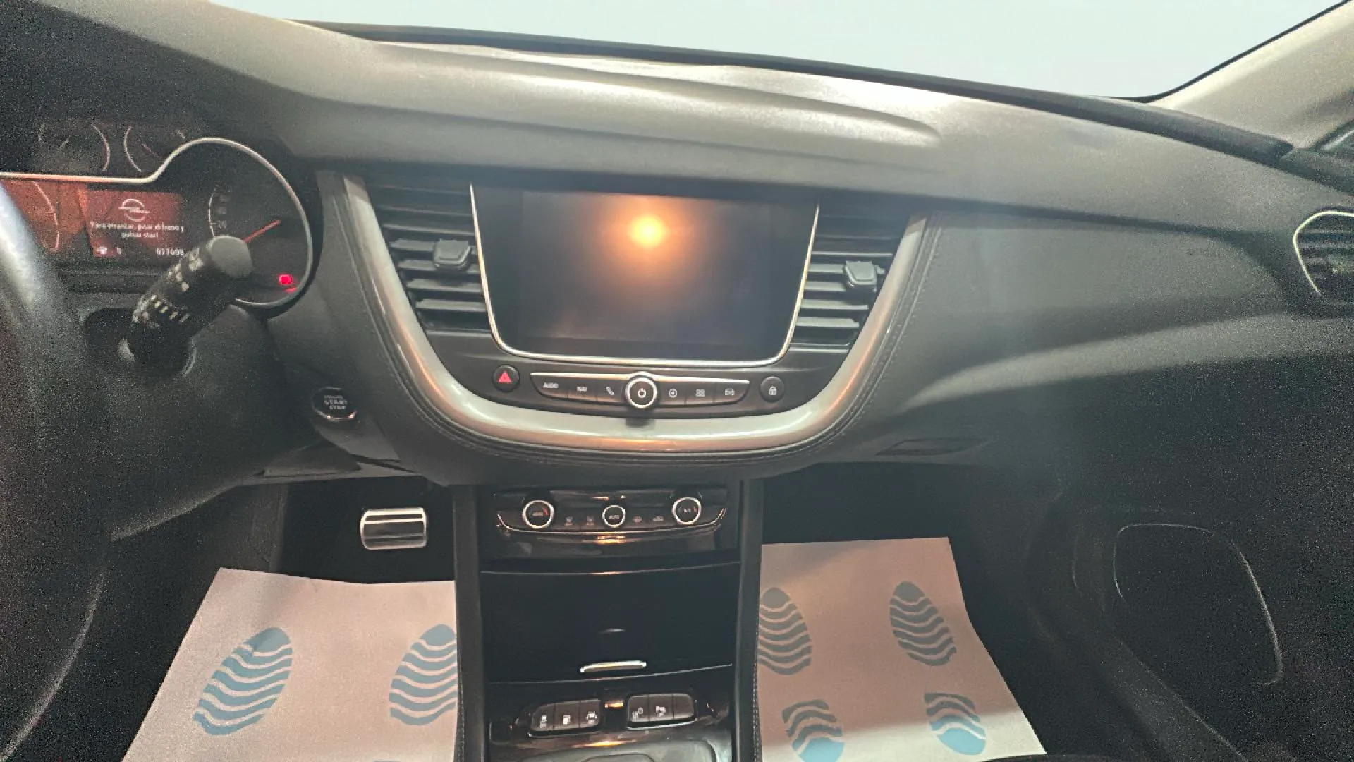 Opel Grandland 1.6 Turbo Ultimate PHEV 4x4 - foto 9
