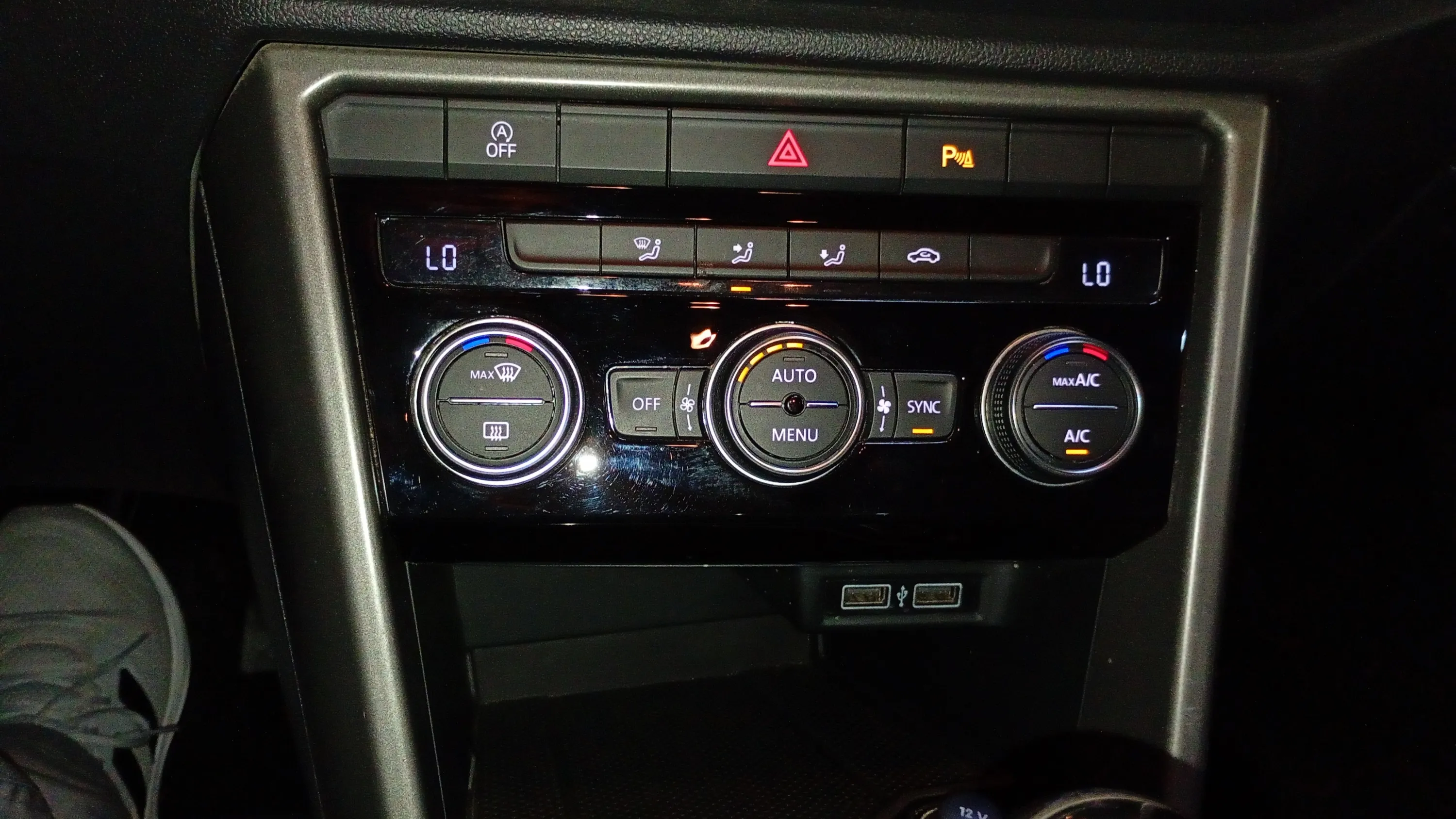 Volkswagen T-Roc Advance 1.0 TSI - foto 26