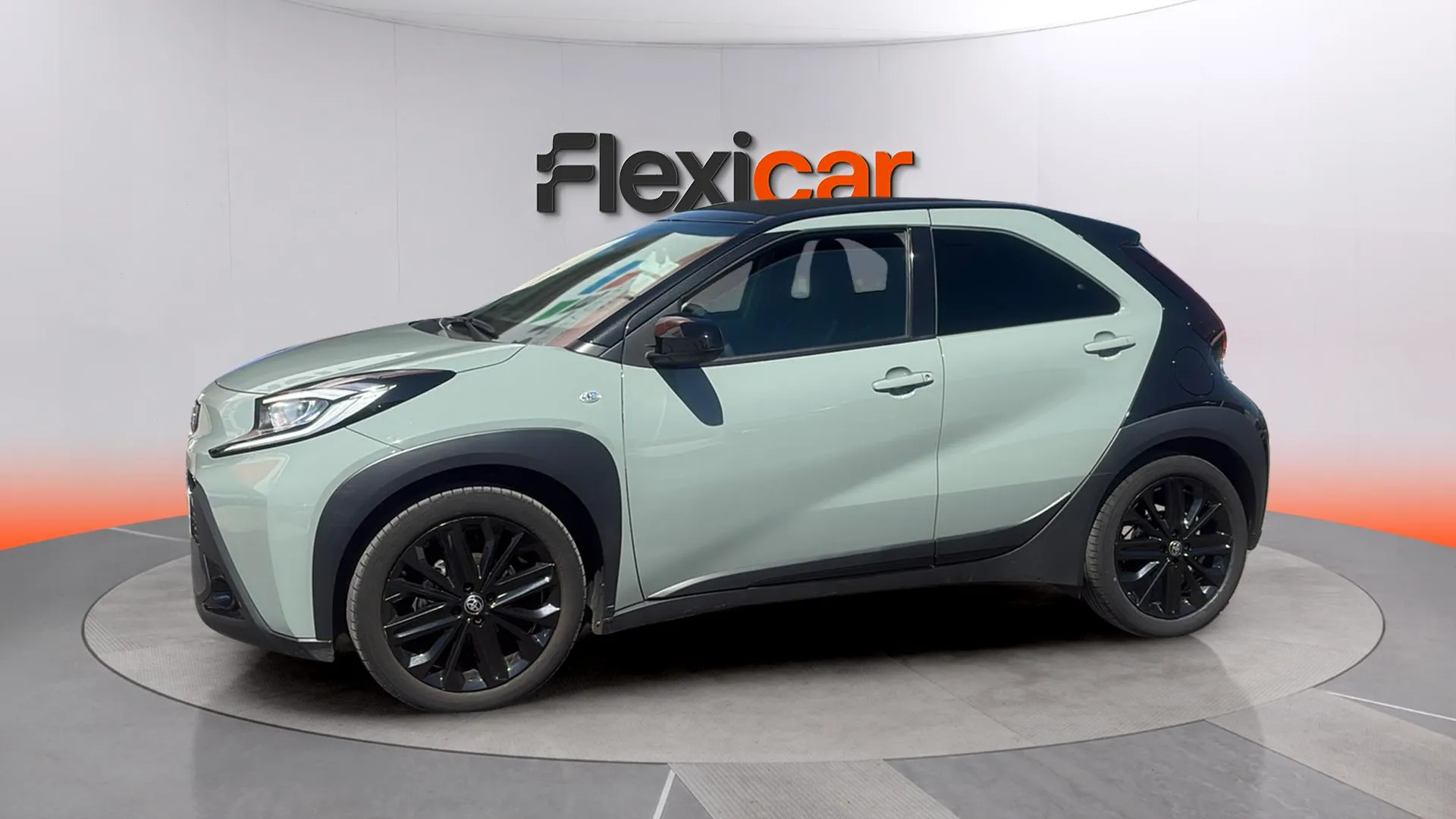 Toyota Aygo X 1.0 VVT-I Play - foto 4