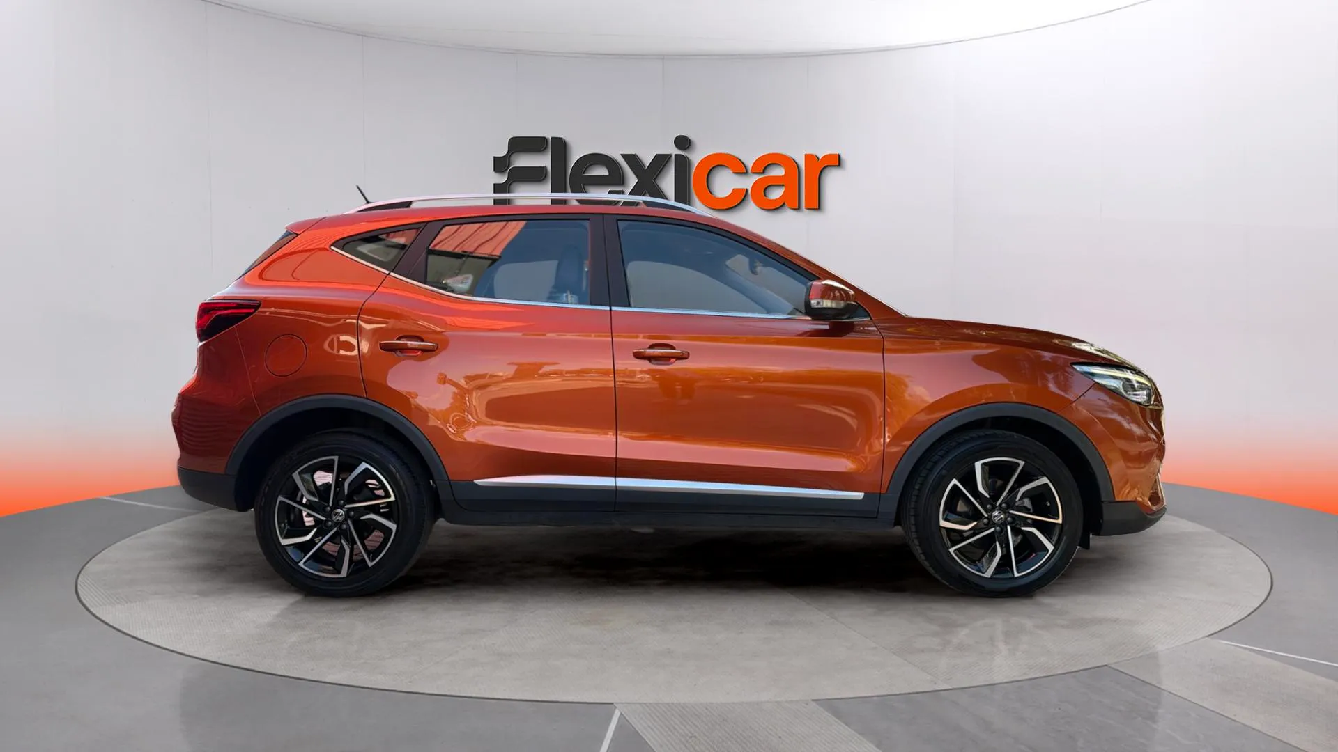 MG ZS 1.5 Luxury - foto 8