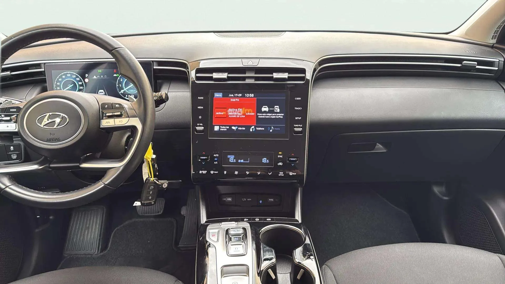 Hyundai Tucson 1.6 CRDi 48V N-Line Sky Safe DCT - foto 13