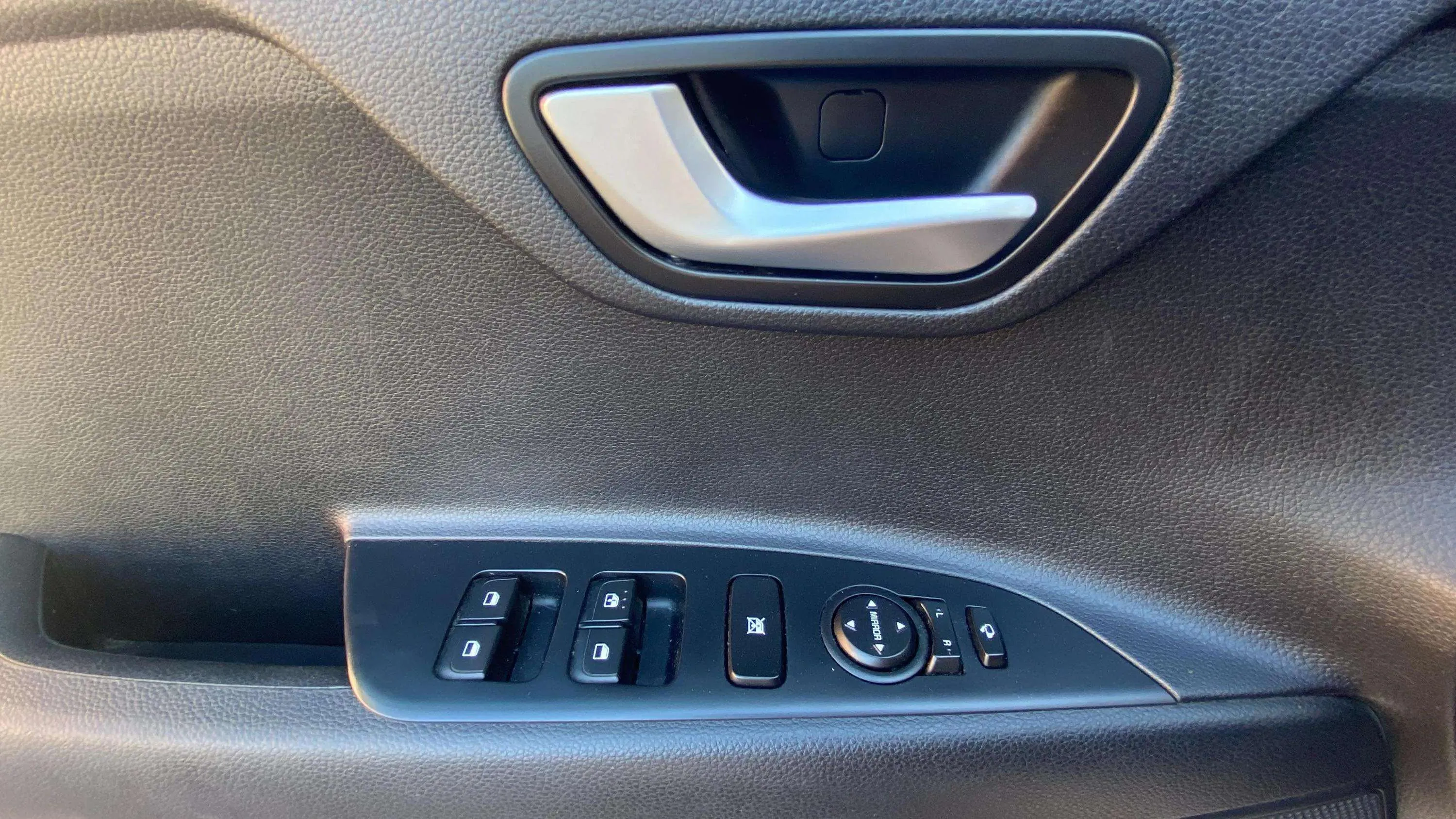Kia Stonic 1.0 T-GDi Business - foto 18