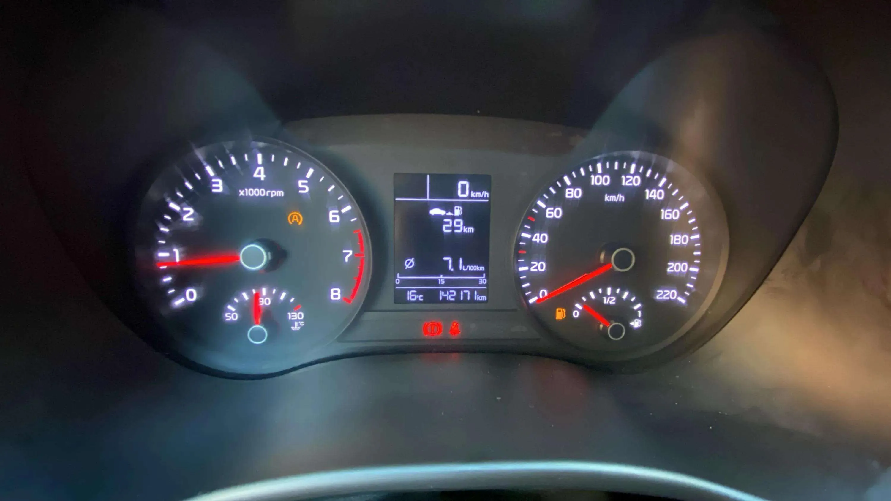 Kia Stonic 1.0 T-GDi Business - foto 12