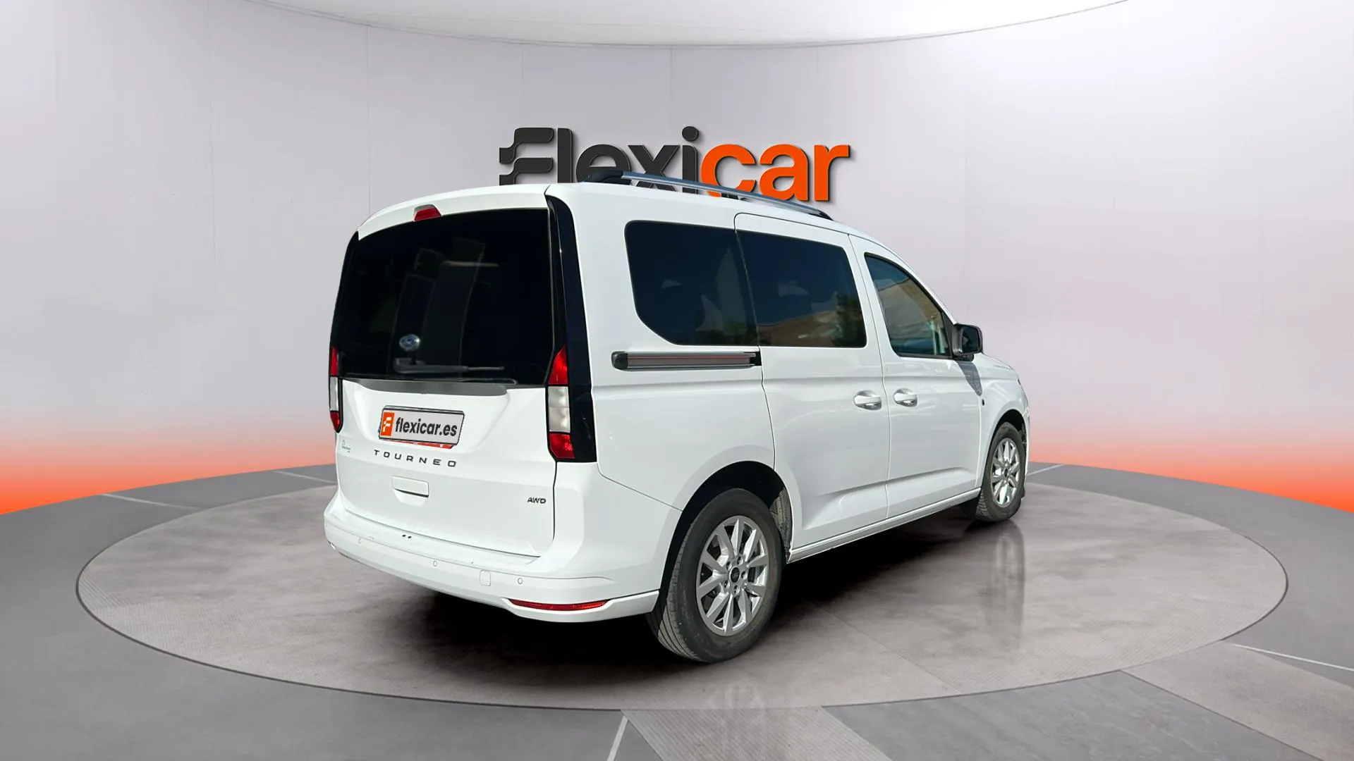 Ford Tourneo Connect 2.0 EcoBlue Sport 4WD - foto 4