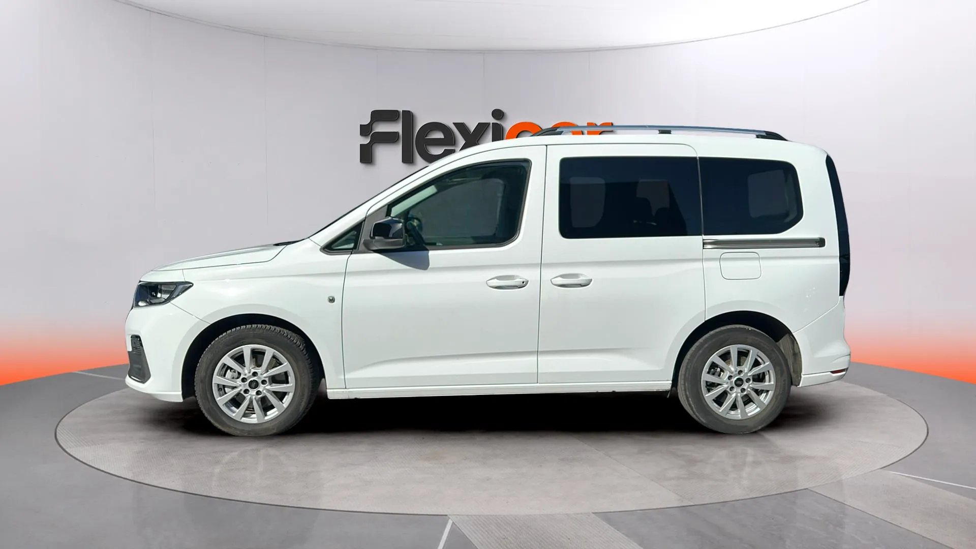Ford Tourneo Connect 2.0 EcoBlue Sport 4WD - foto 8
