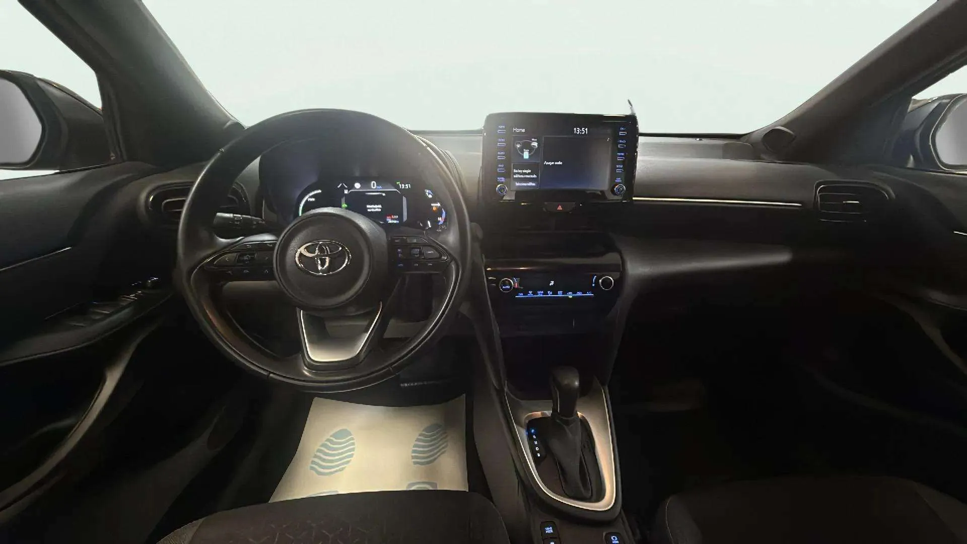 Toyota Yaris Cross 1.5 120H Active Plus - foto 9