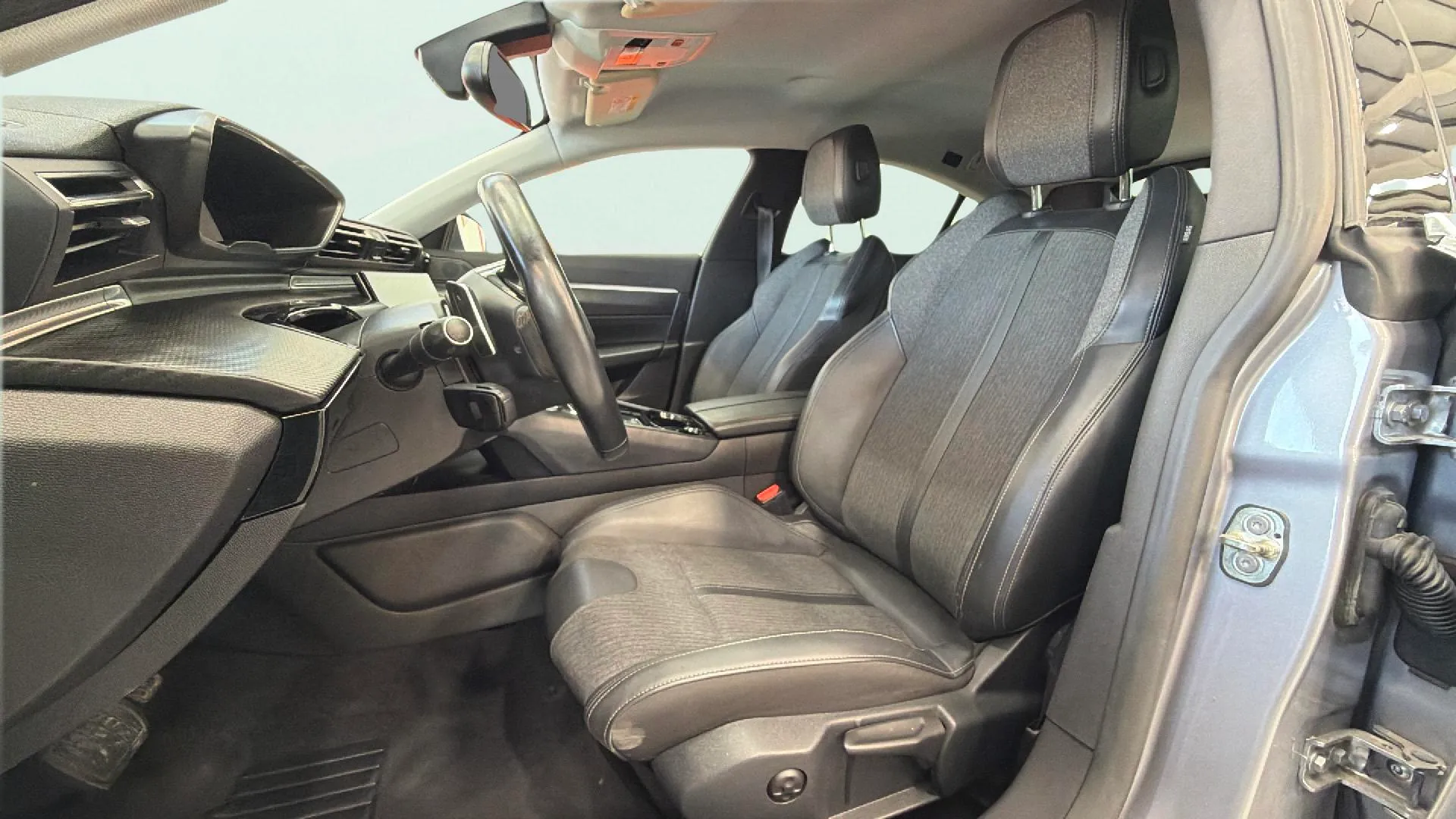 Peugeot 508 Active BlueHDi 130 EAT8 - foto 11