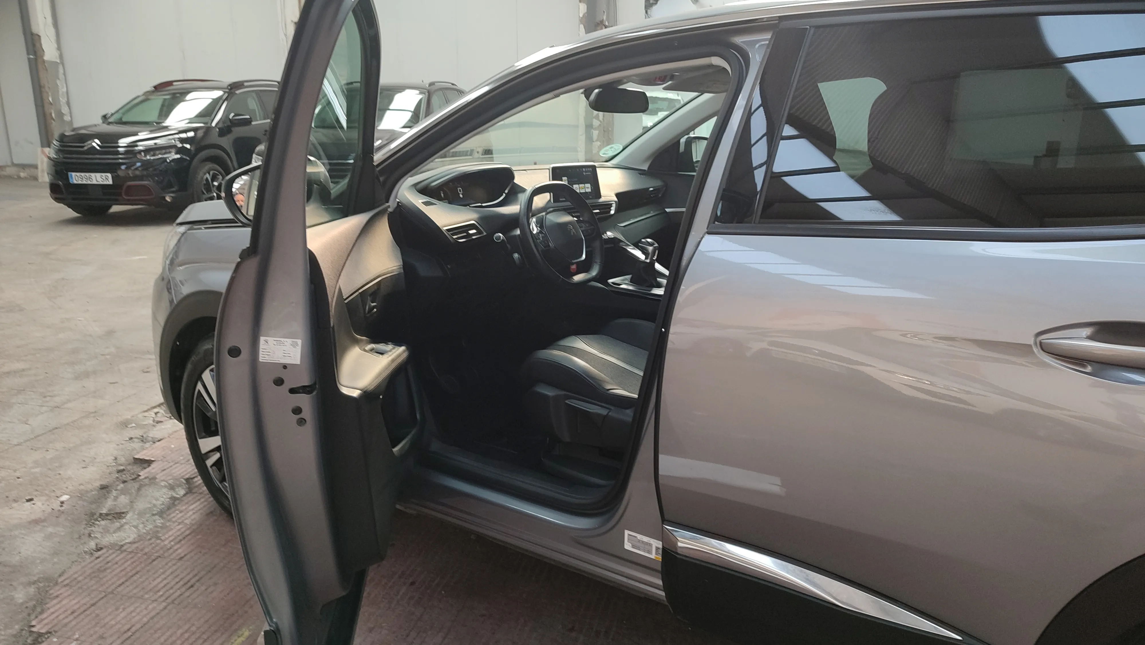 Peugeot 3008 1.5L BlueHDi Active - foto 16
