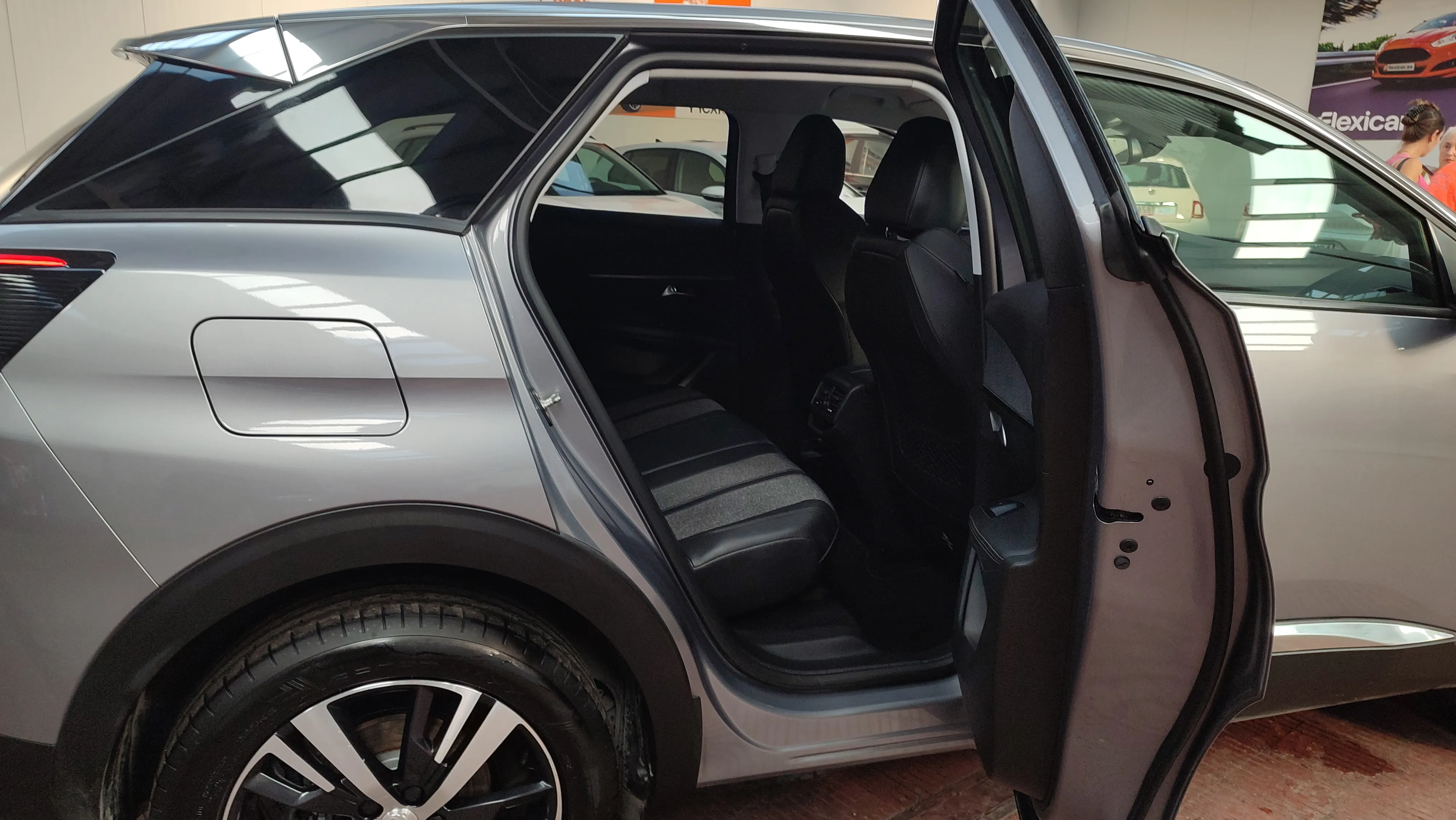 Peugeot 3008 1.5L BlueHDi Active - foto 17