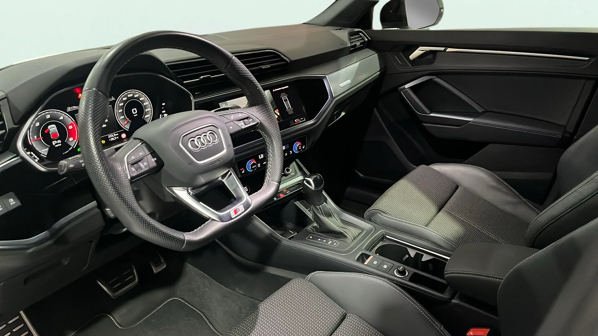 Audi Q3 Black line 35 TDI S tronic - foto 11
