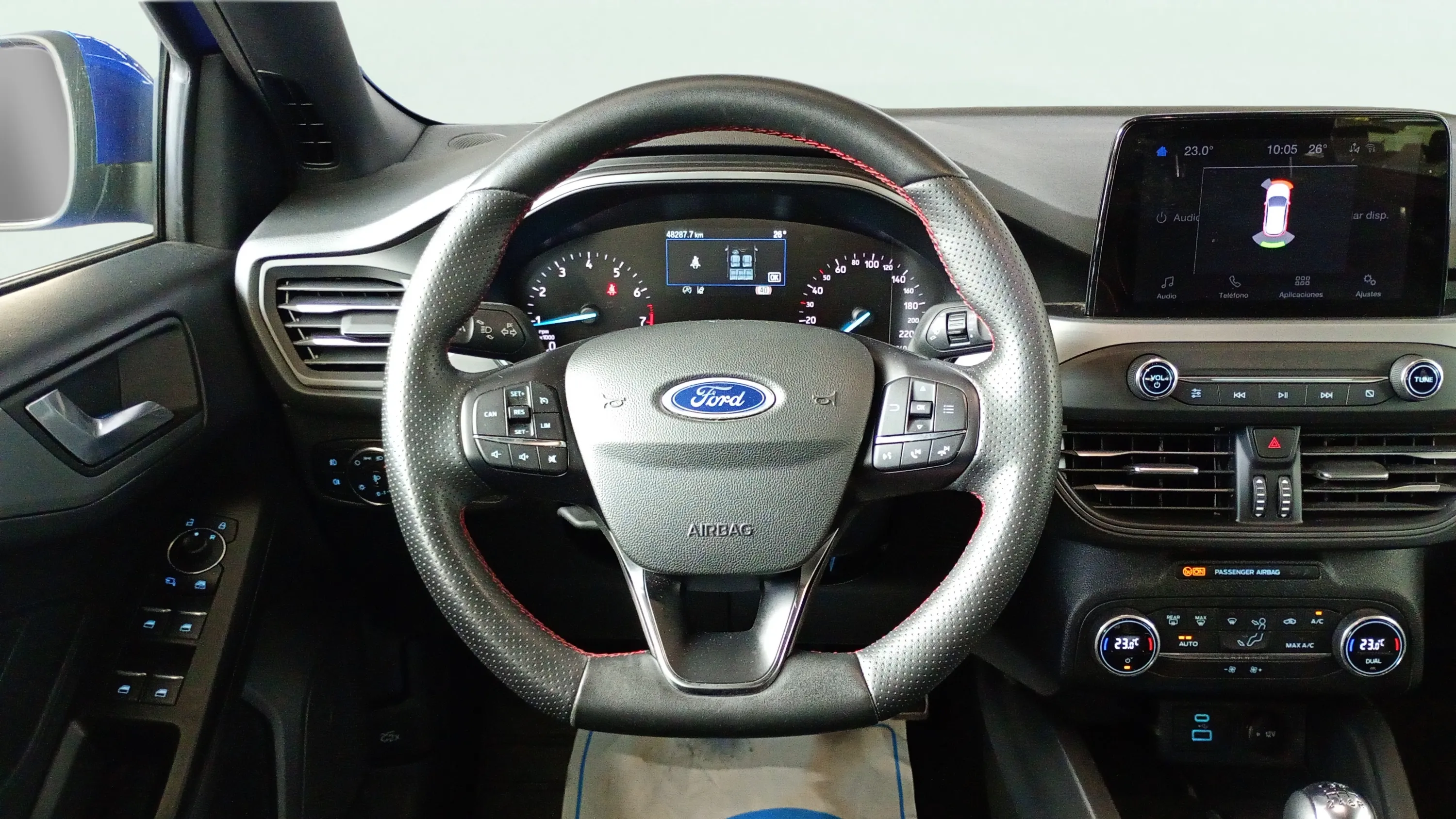 Ford Focus 1.0 EcoBoost MHEV ST-Line - foto 13