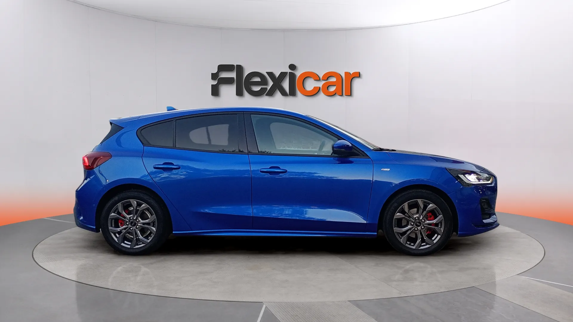 Ford Focus 1.0 EcoBoost MHEV ST-Line - foto 8