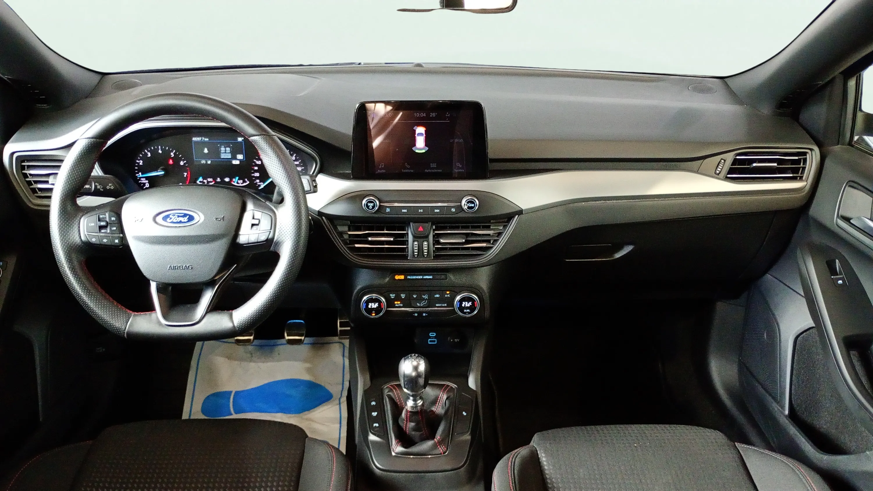 Ford Focus 1.0 EcoBoost MHEV ST-Line - foto 12