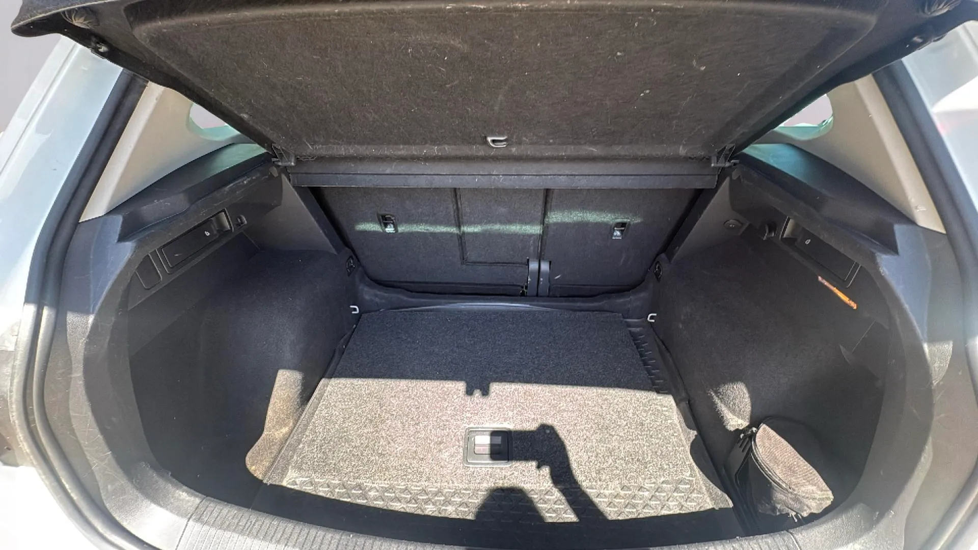 Volkswagen Tiguan Advance 1.5 TSI - foto 23