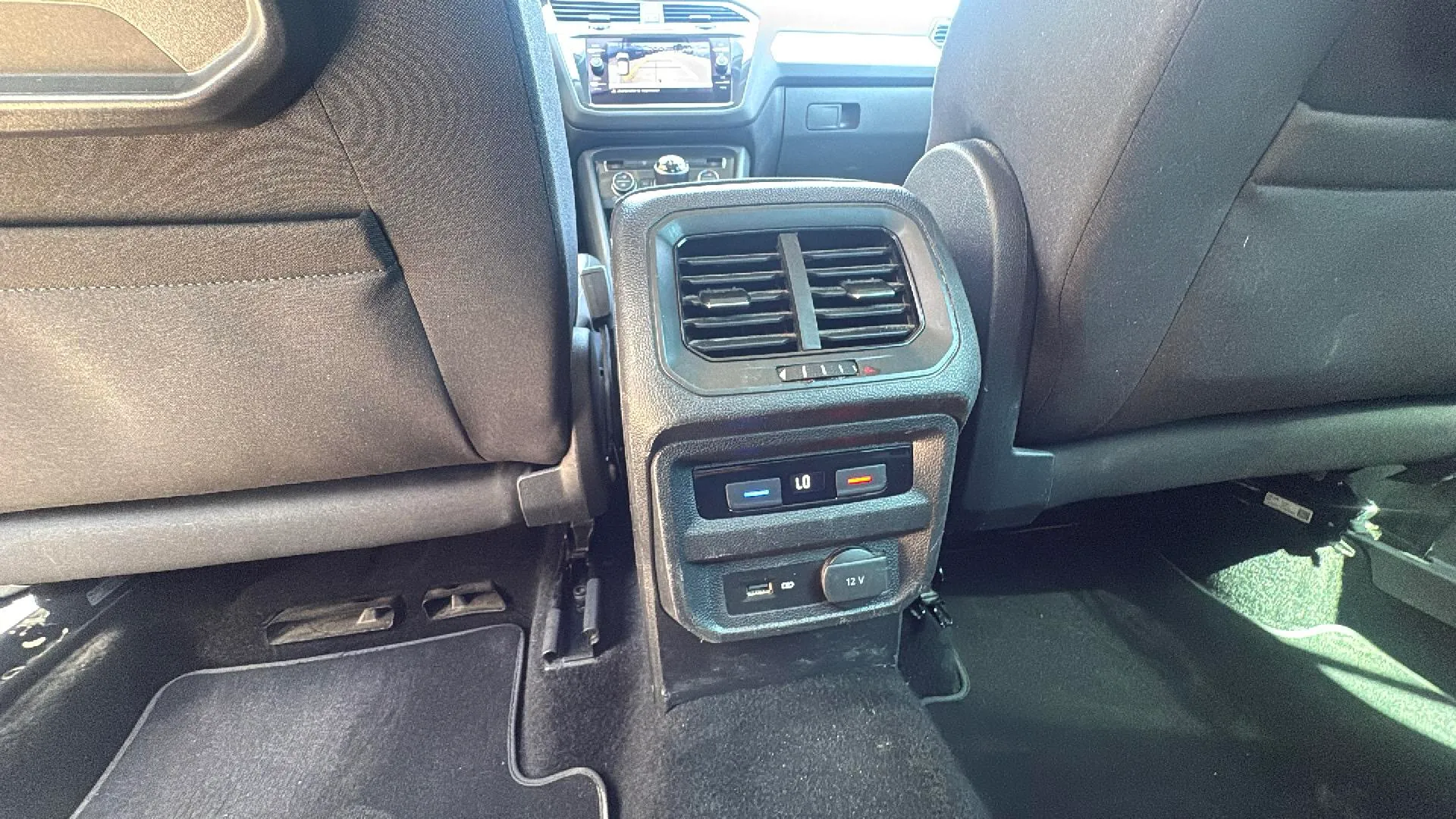 Volkswagen Tiguan Advance 1.5 TSI - foto 22