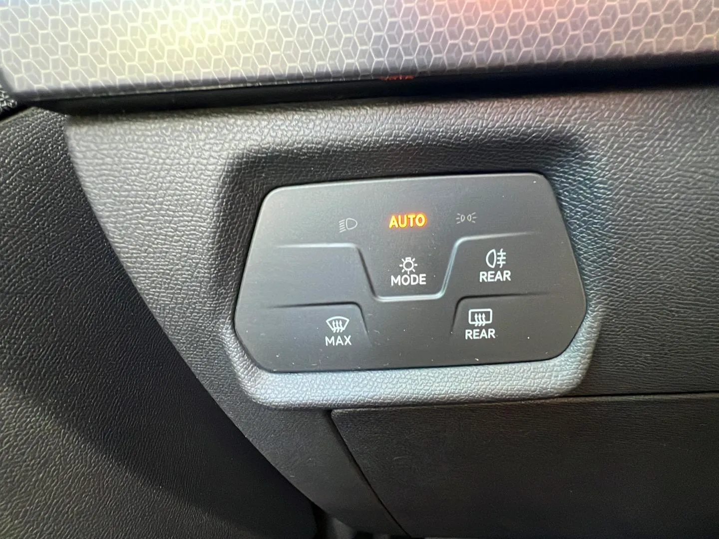 SEAT León 1.0 TSI Reference - foto 24