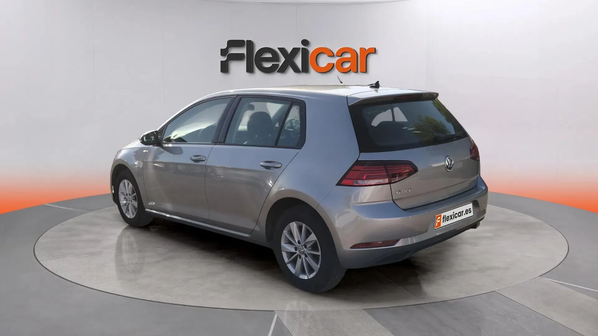 Volkswagen Golf 1.0 TSI - foto 6