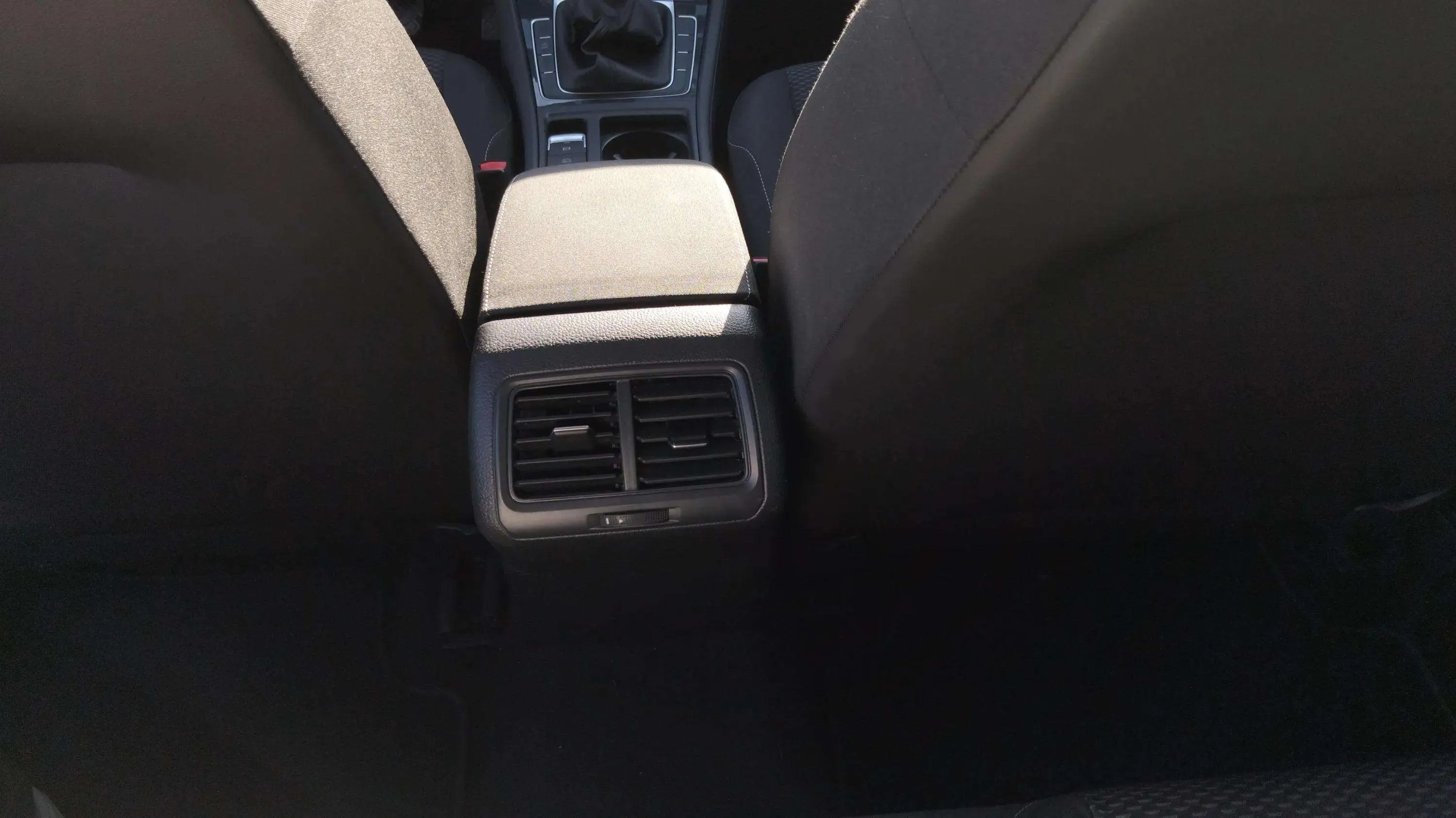 Volkswagen Golf 1.0 TSI - foto 19