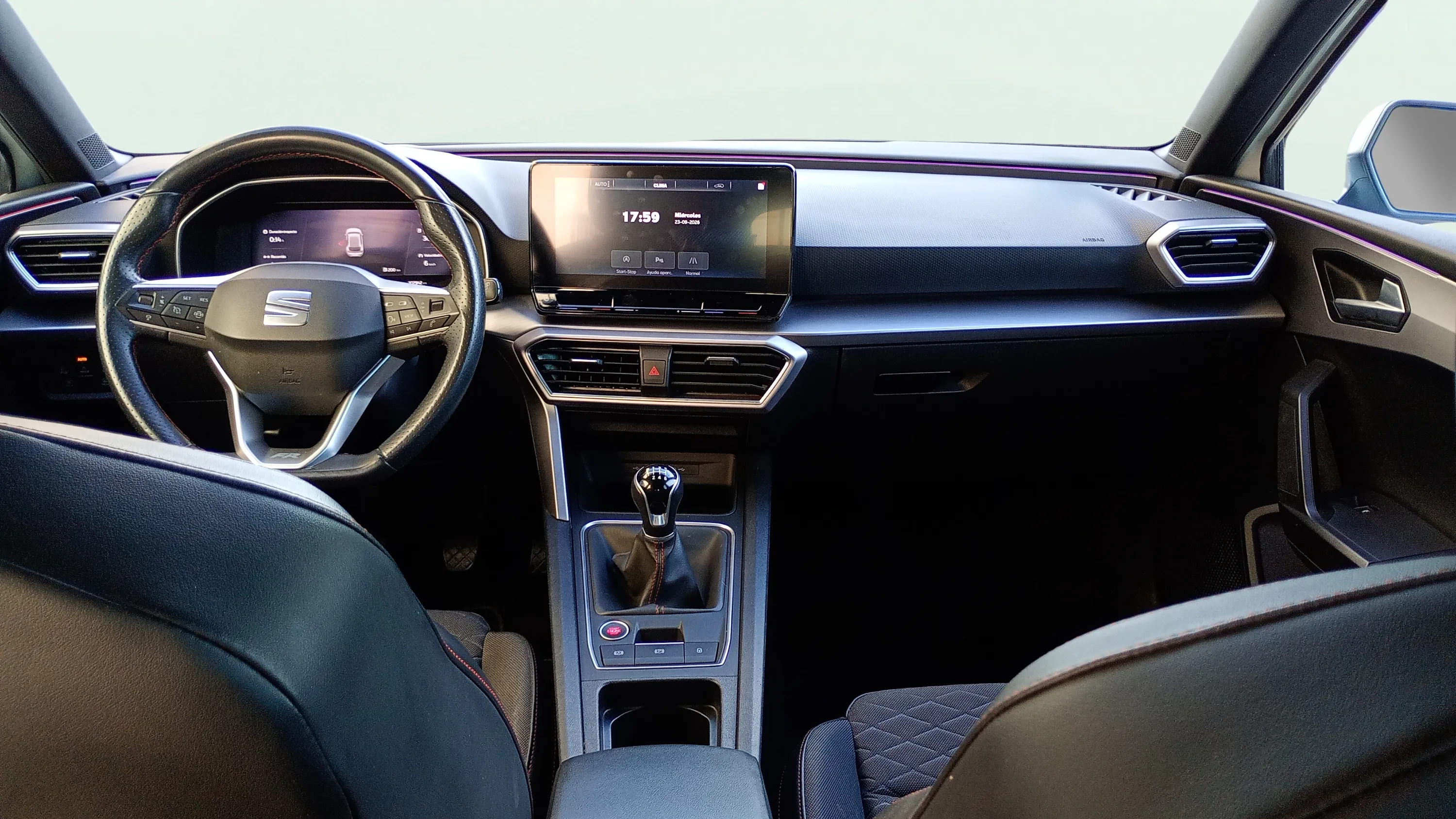SEAT León 1.0 TSI FR 25 Aniversario - foto 17