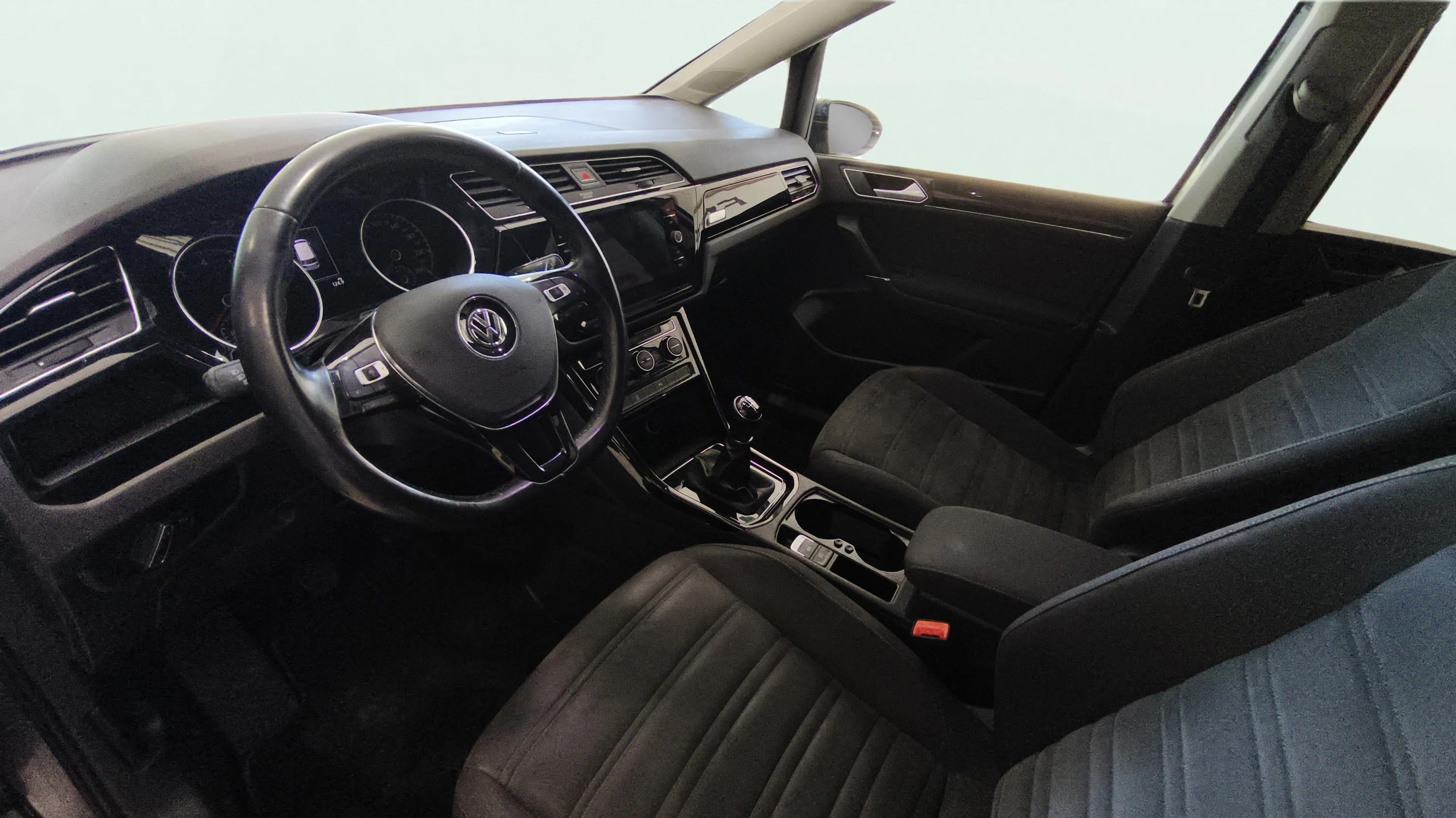 Volkswagen Touran 2.0TSI Highline BlueMotion - foto 7